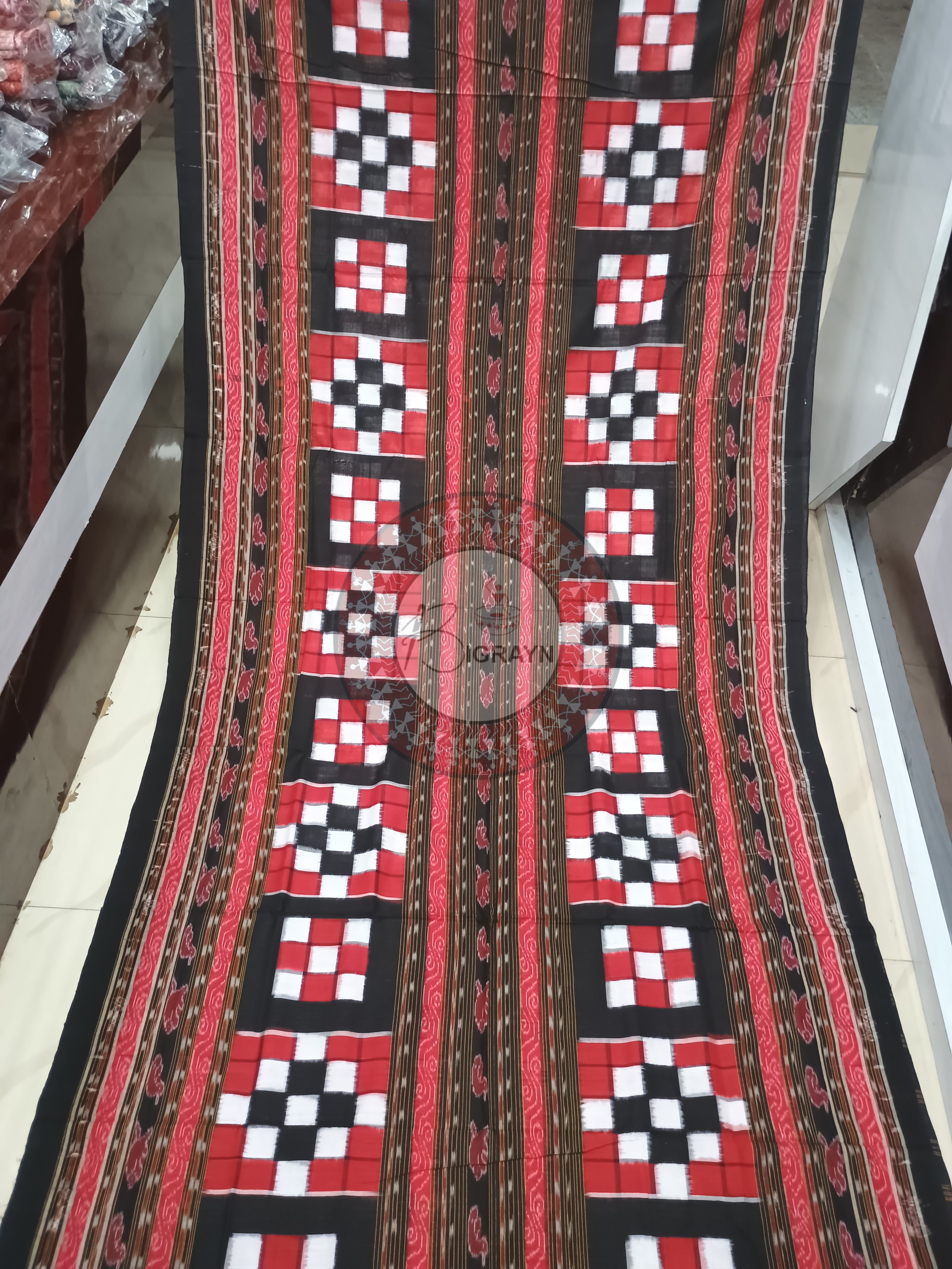 Red Black White Bichitrapuri Odisha Handloom Sambalpuri Cotton Saree