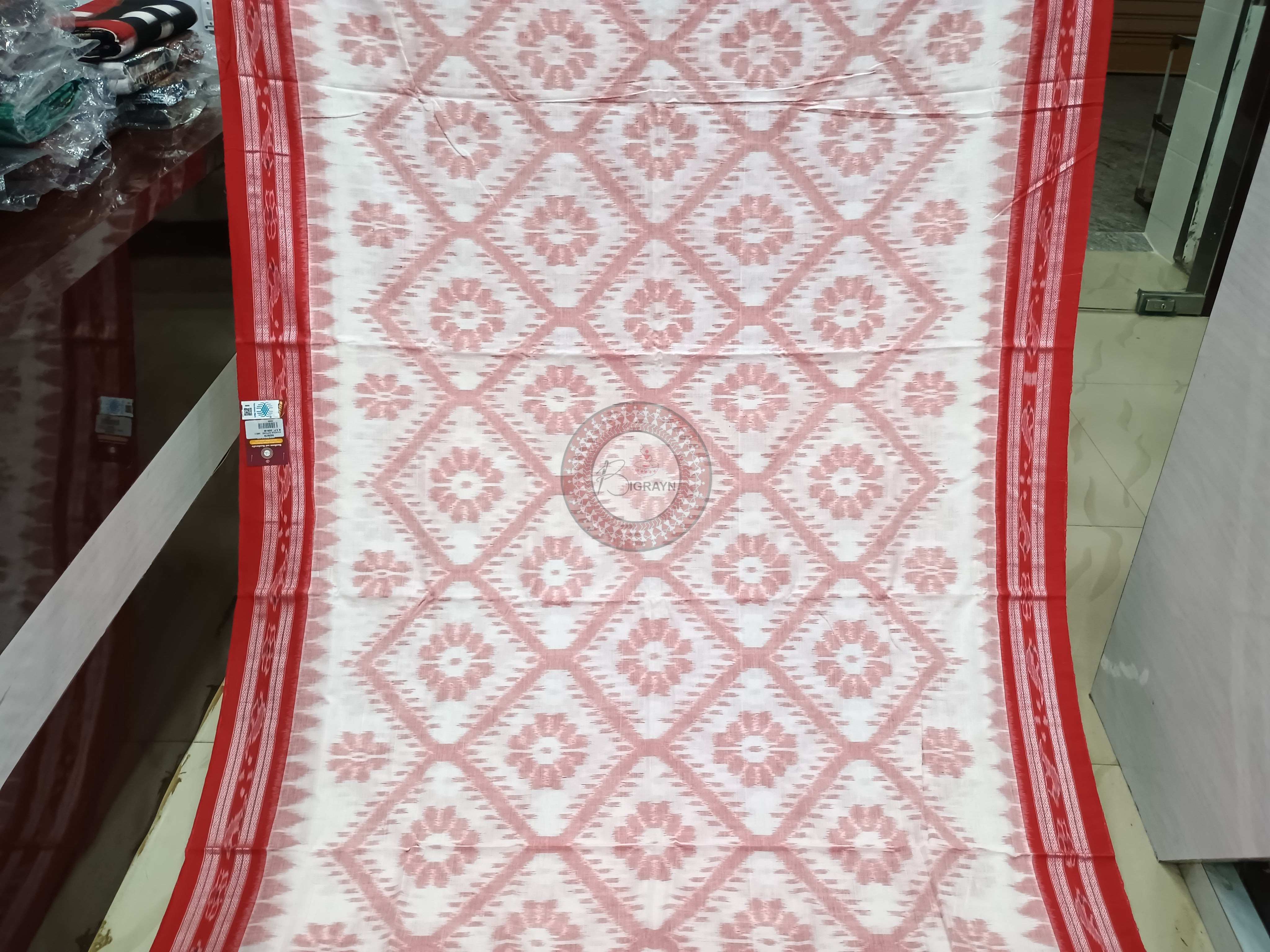 White Red Flower Design Odisha Handloom Sambalpuri Cotton Saree