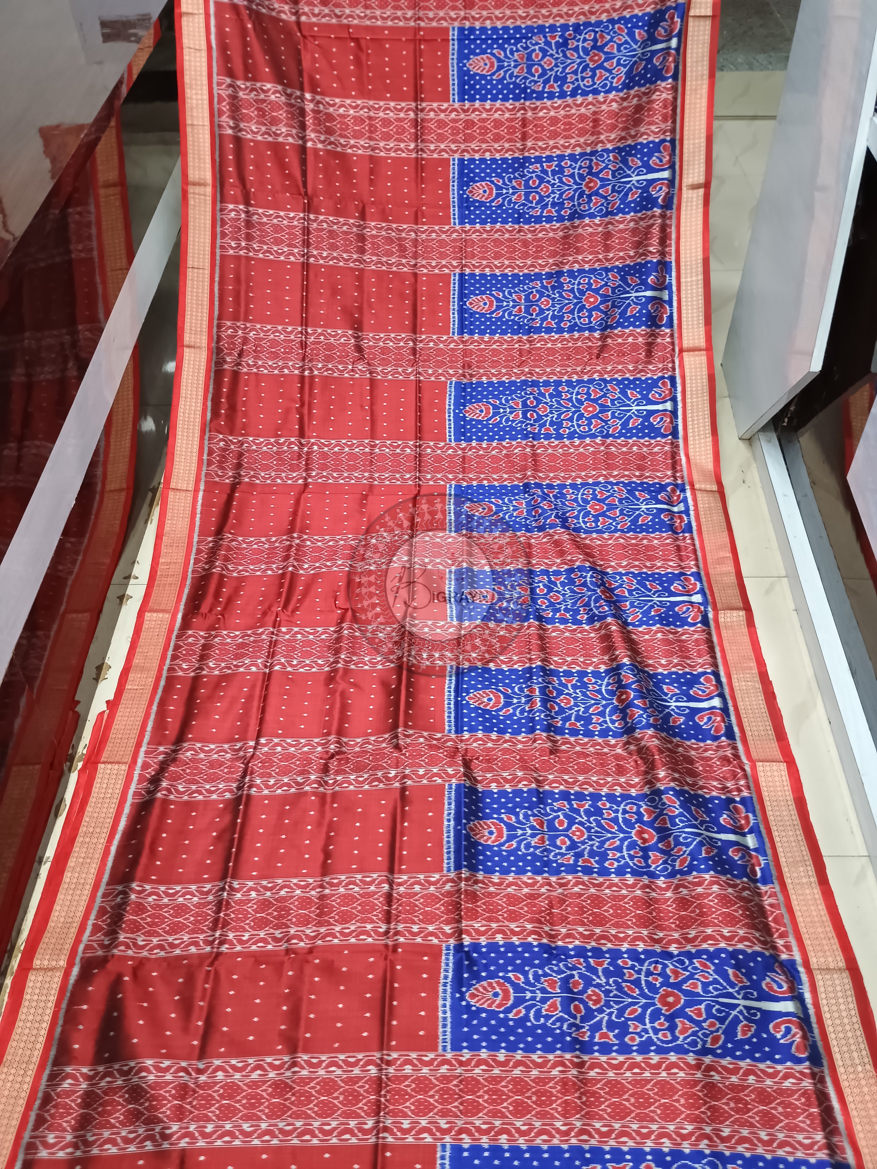 Blue Maroon Half Half Design Mulberry Silk Saree
