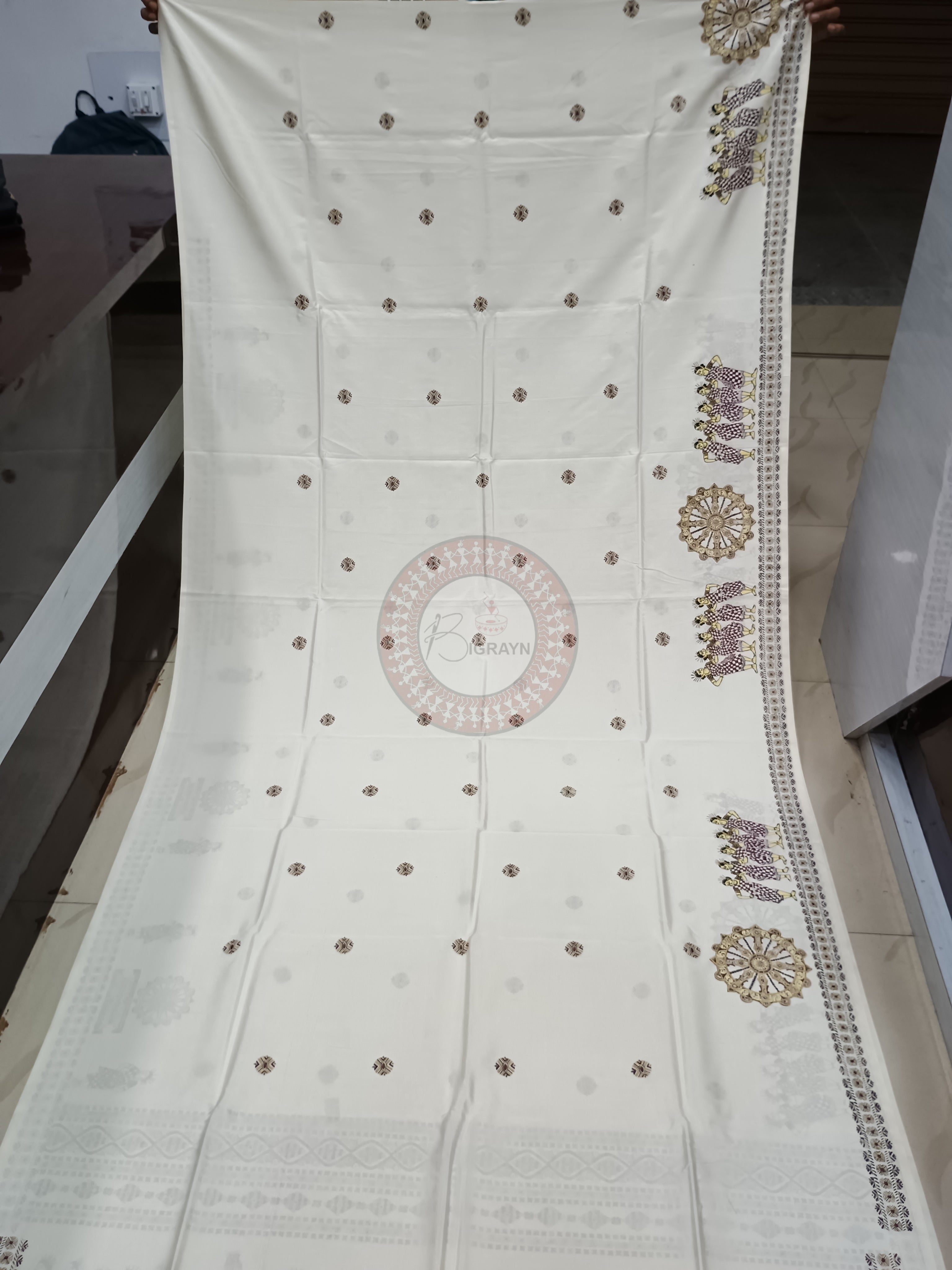 White Sambalpuri Dance Theme Handpainted Pattachitra Khadi Silk Saree