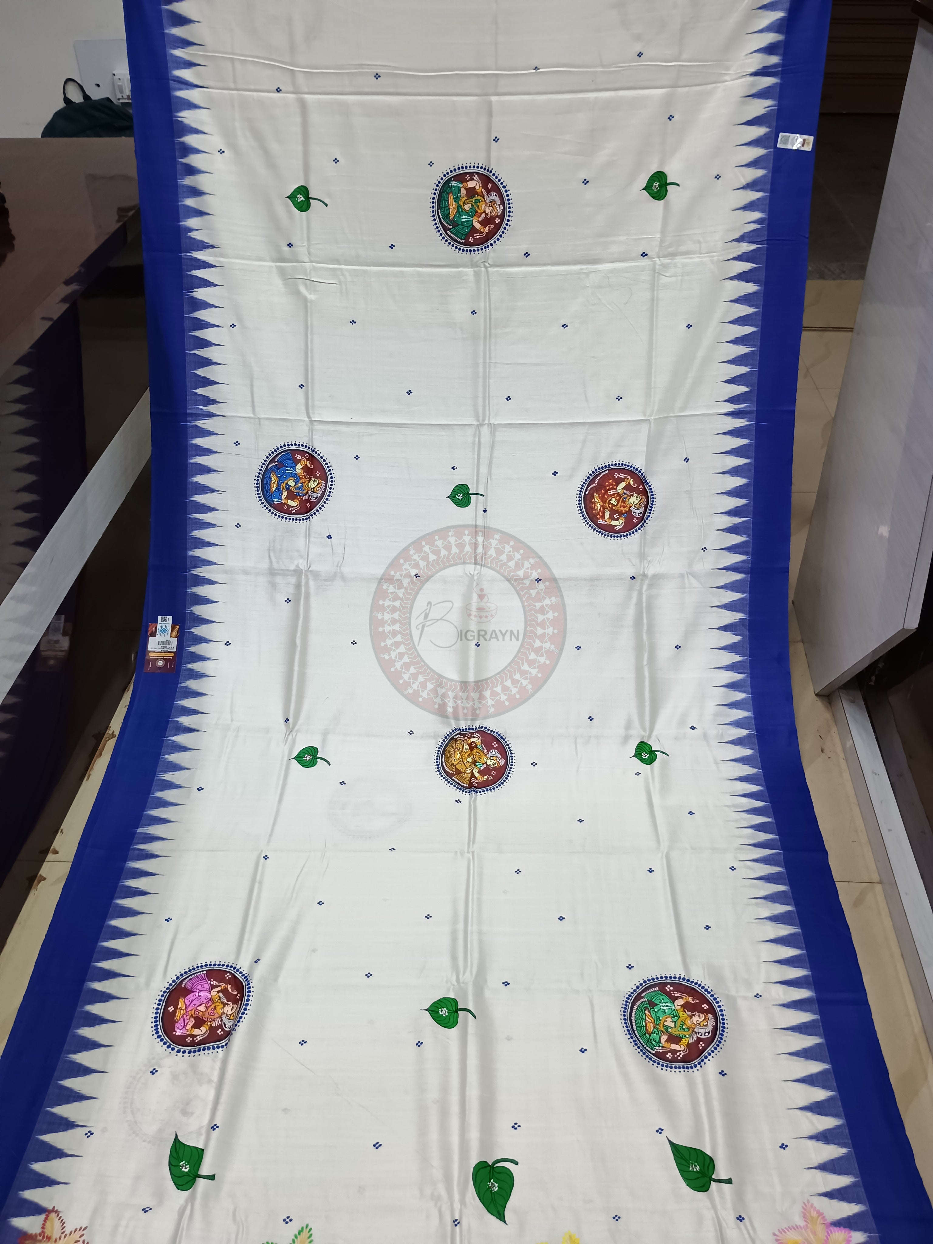 White Blue Raja Doli Theme Pattachitra Fine Tussar Silk Saree