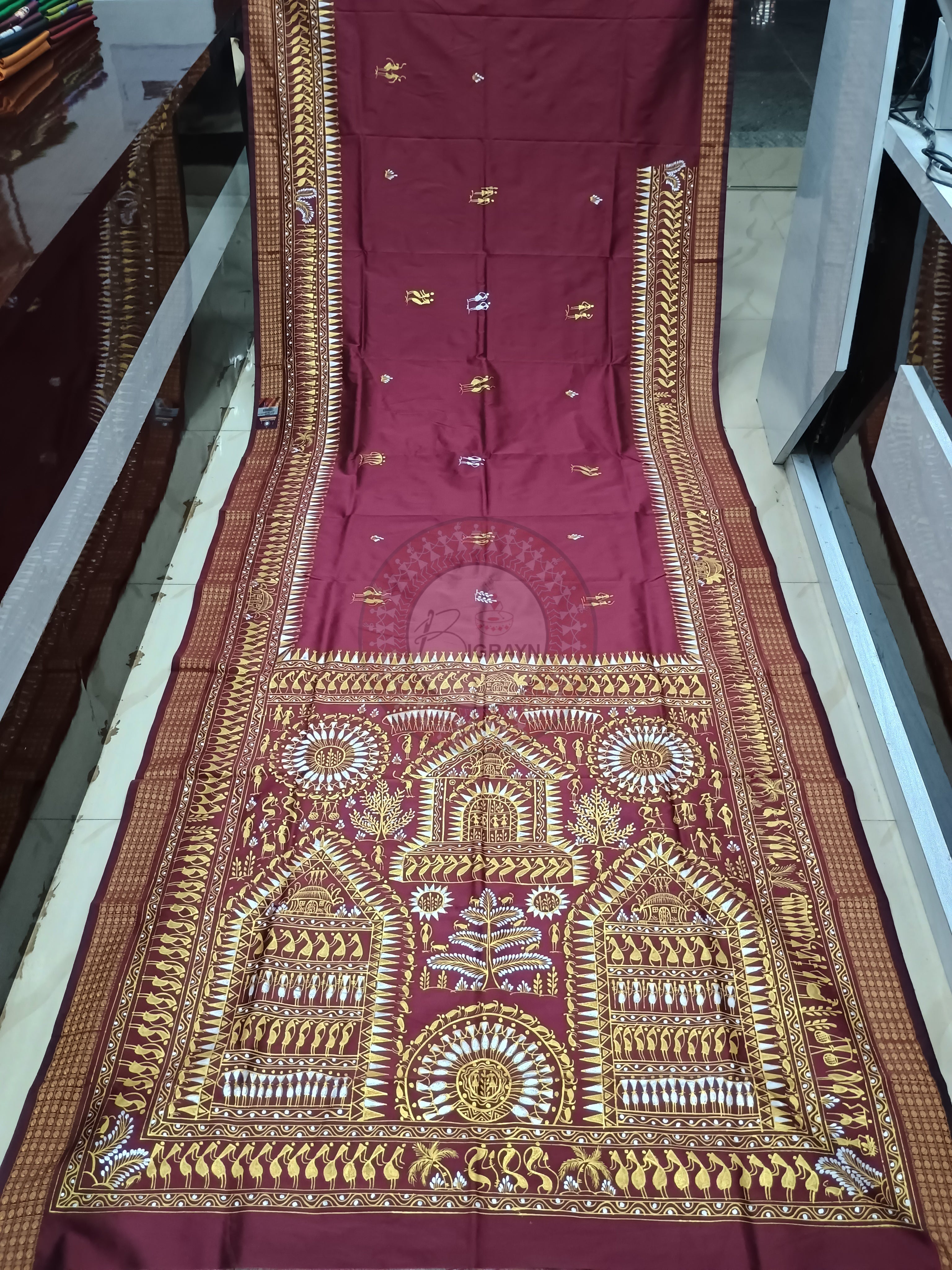 Maroon Tribal Family Theme Pattachitra Cotton Blended Silk