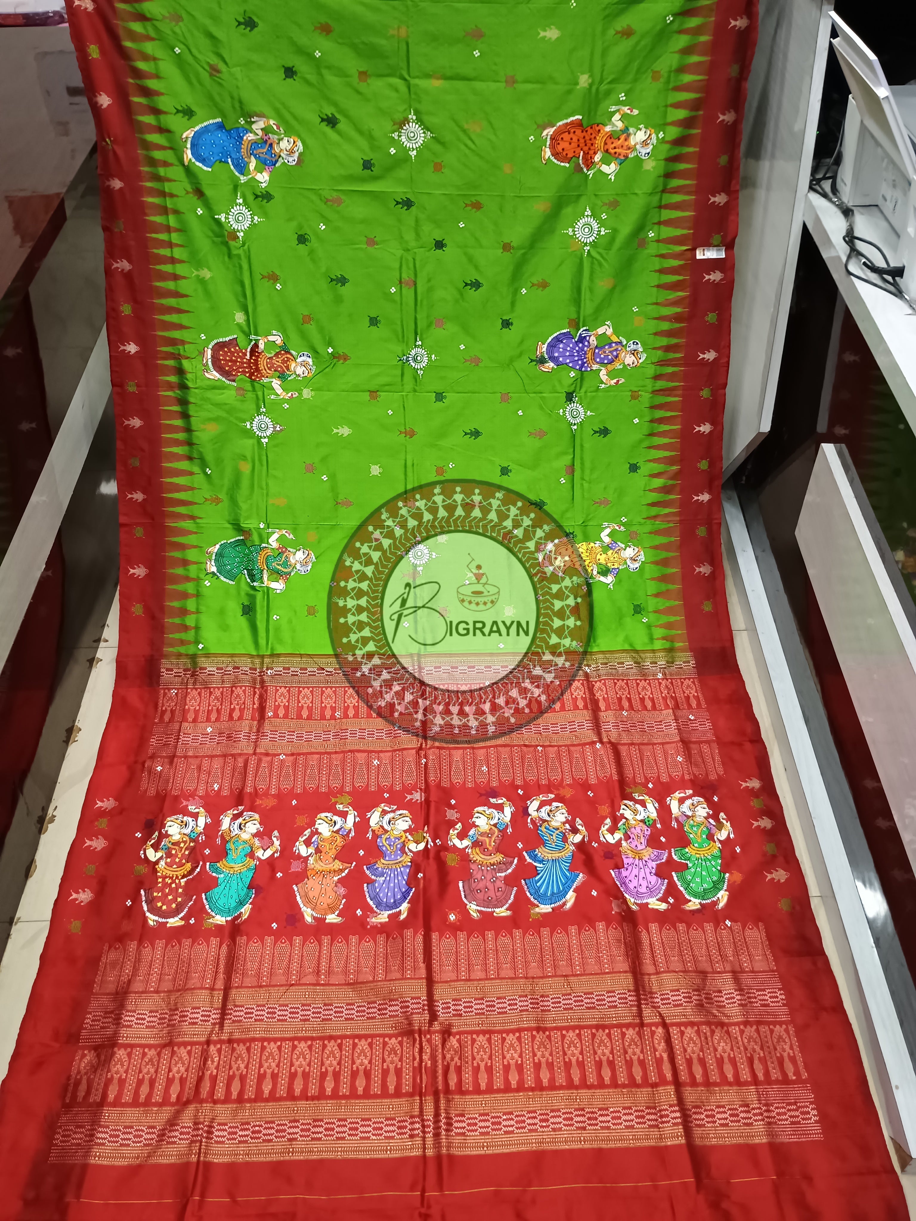 Green Red Dancer Mastya Kachhap Theme Pattachitra Sambalpuri Silk Saree