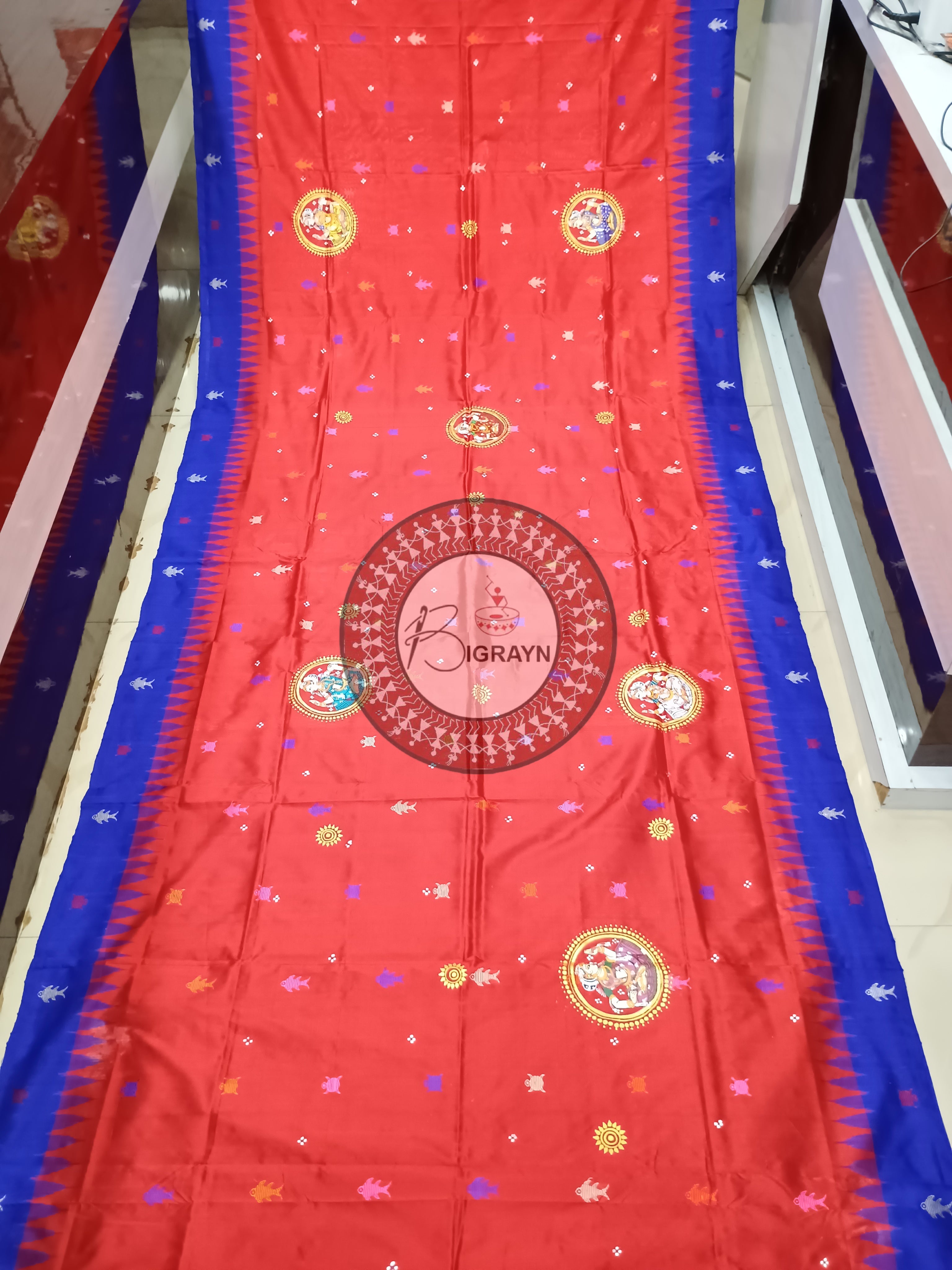 Red Blue Mastya kachhap With Dancer Theme Pattachitra Silk Saree