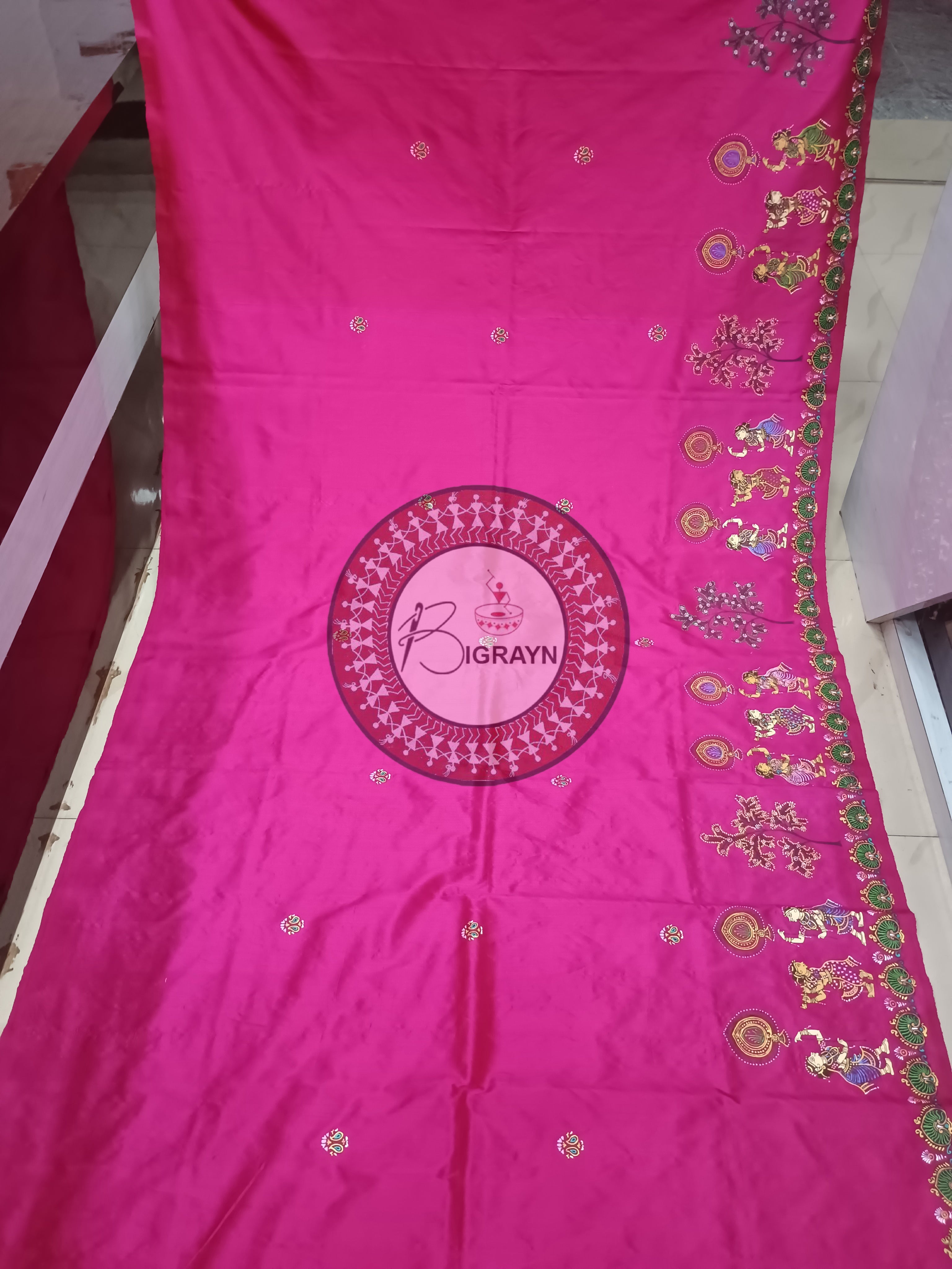 Magenta Round Dancer Theme Pattachitra Sambalpuri Silk Saree