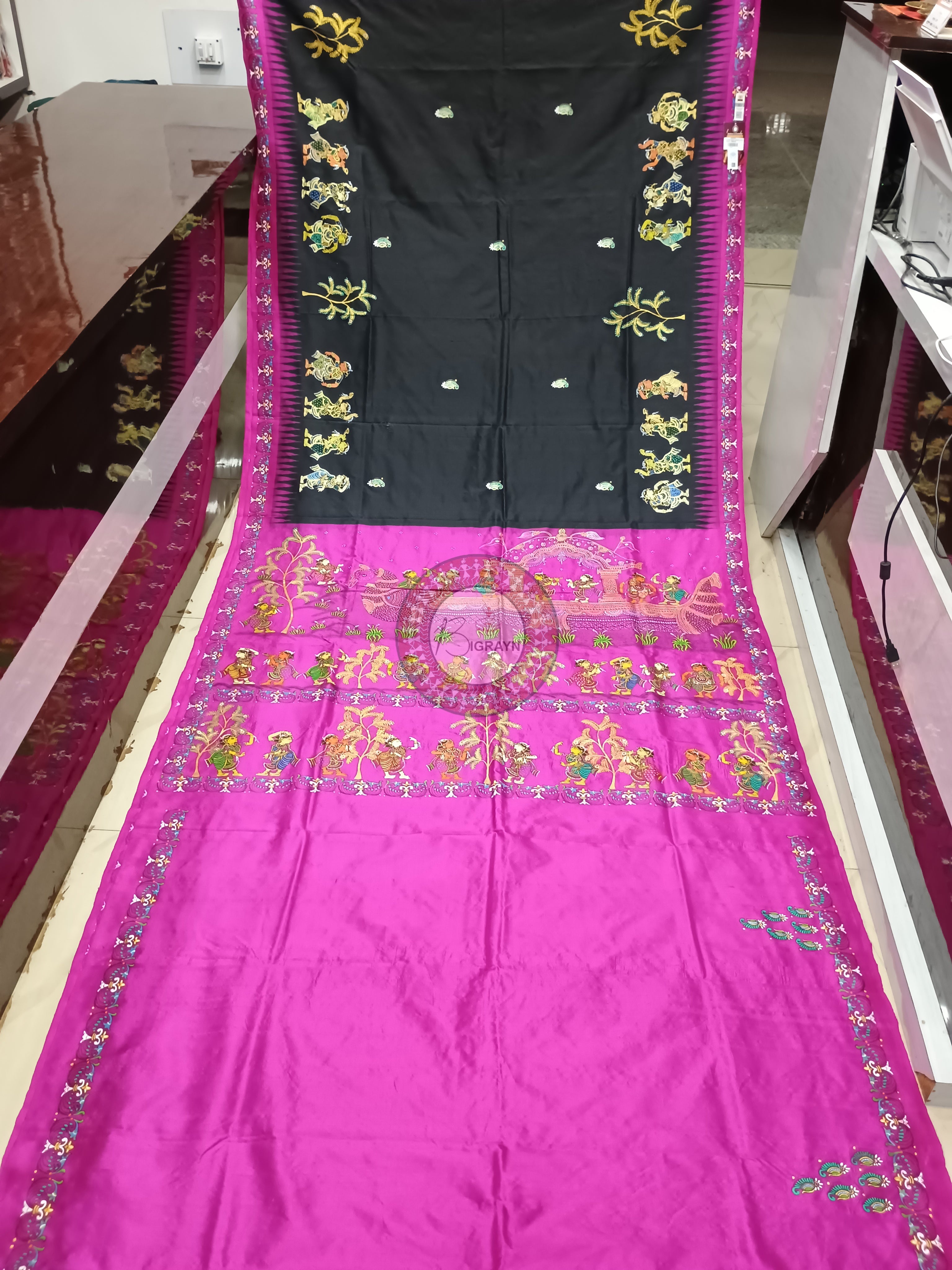 Black Magenta Nabakeli Boita Theme Pattachitra Sambalpuri Silk Saree
