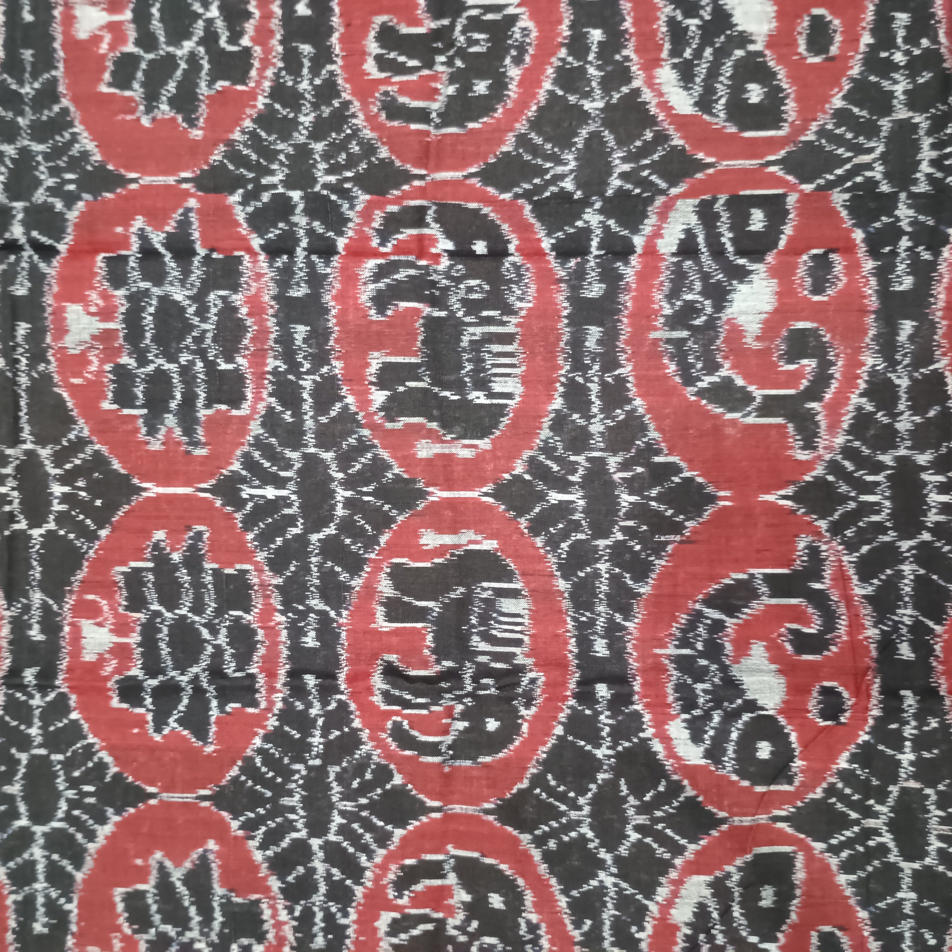 Black Maroon Animal Design Dress Set