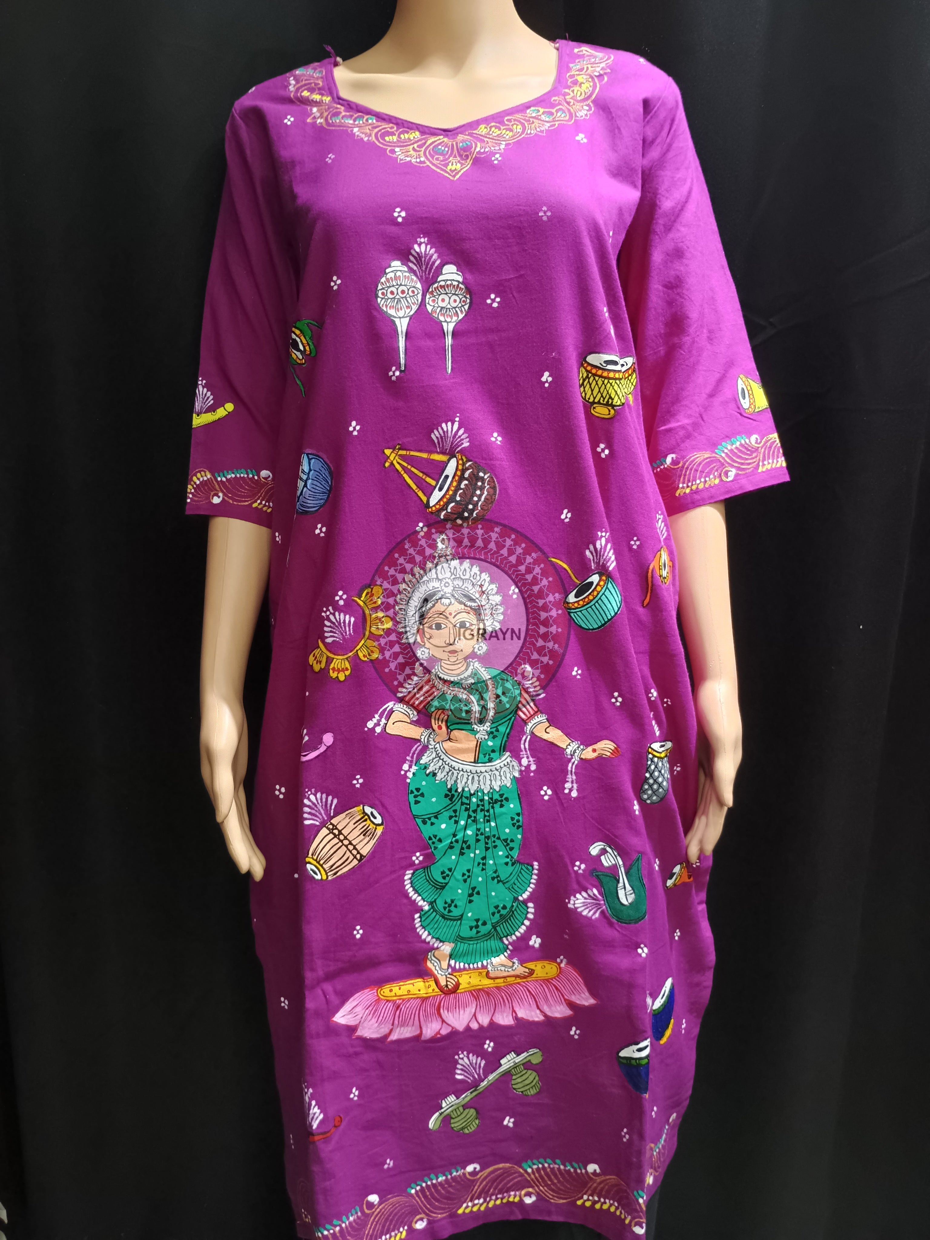 Purple Dancer And Musical Instrument Theme Hand Painted Pattachitra Kurti