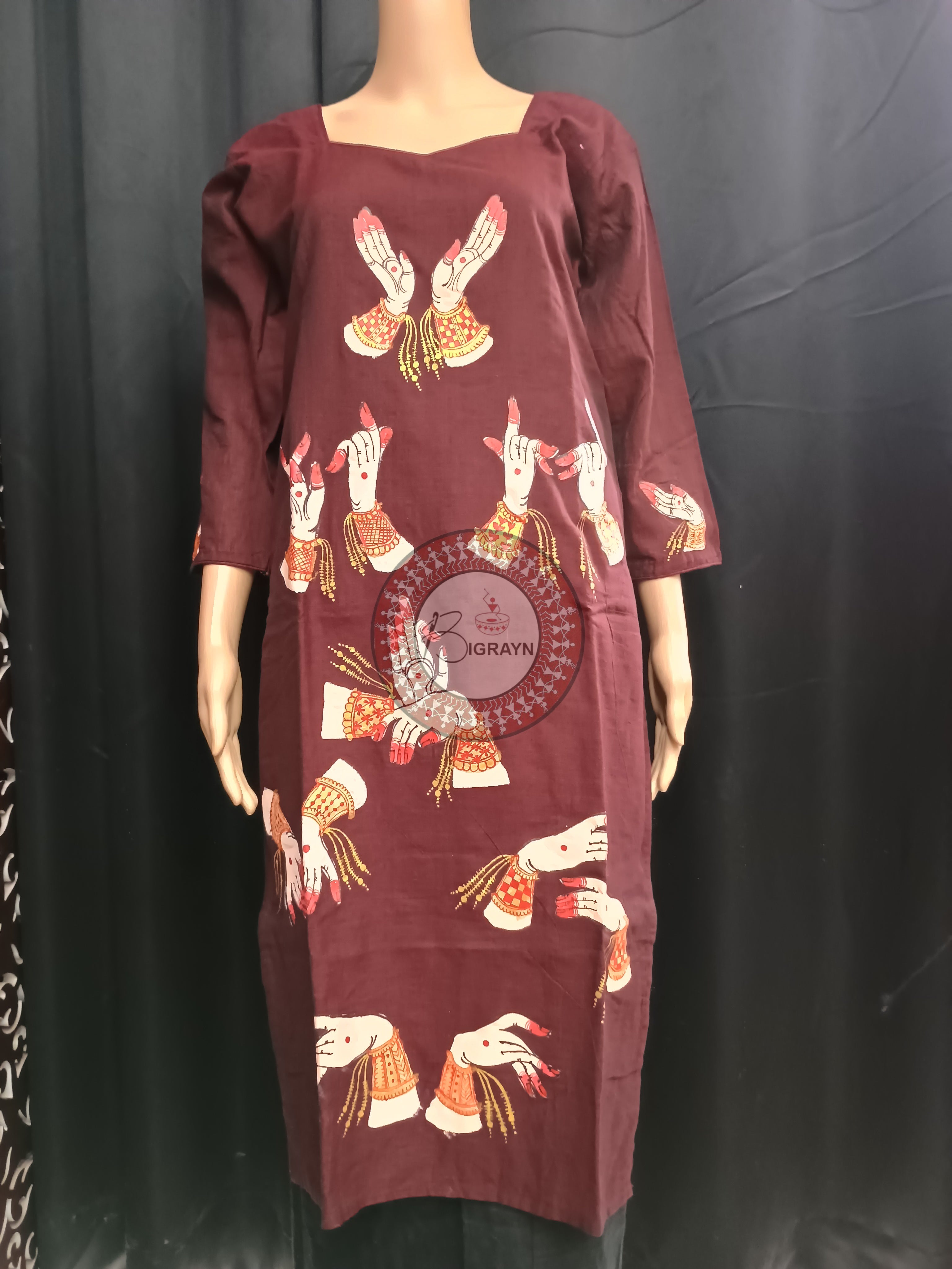 Maroon Odishi Mudra Theme Hand Painted Pattachitra Kurti