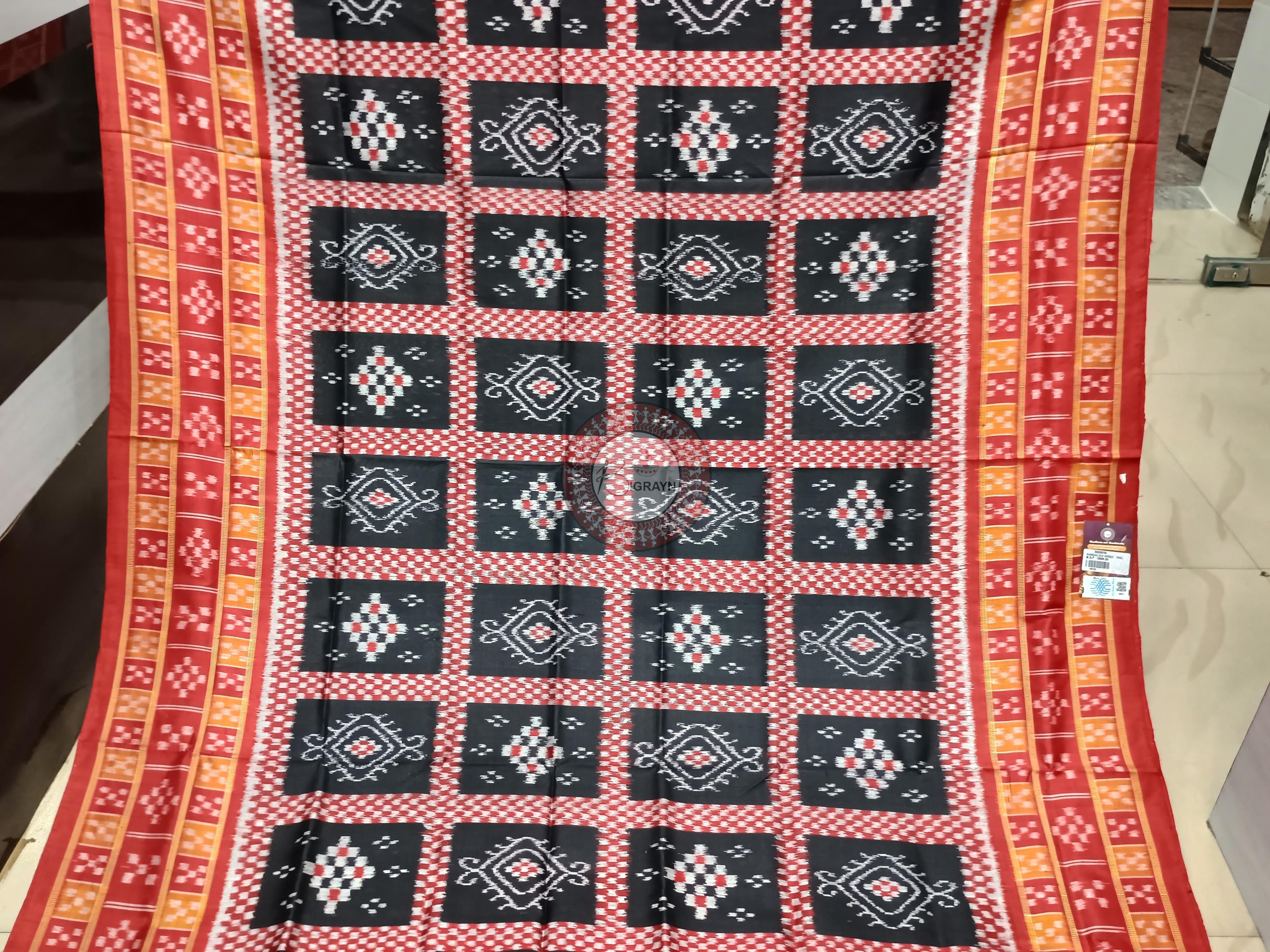 Black Red 3D Pasapali Khandua Silk Saree