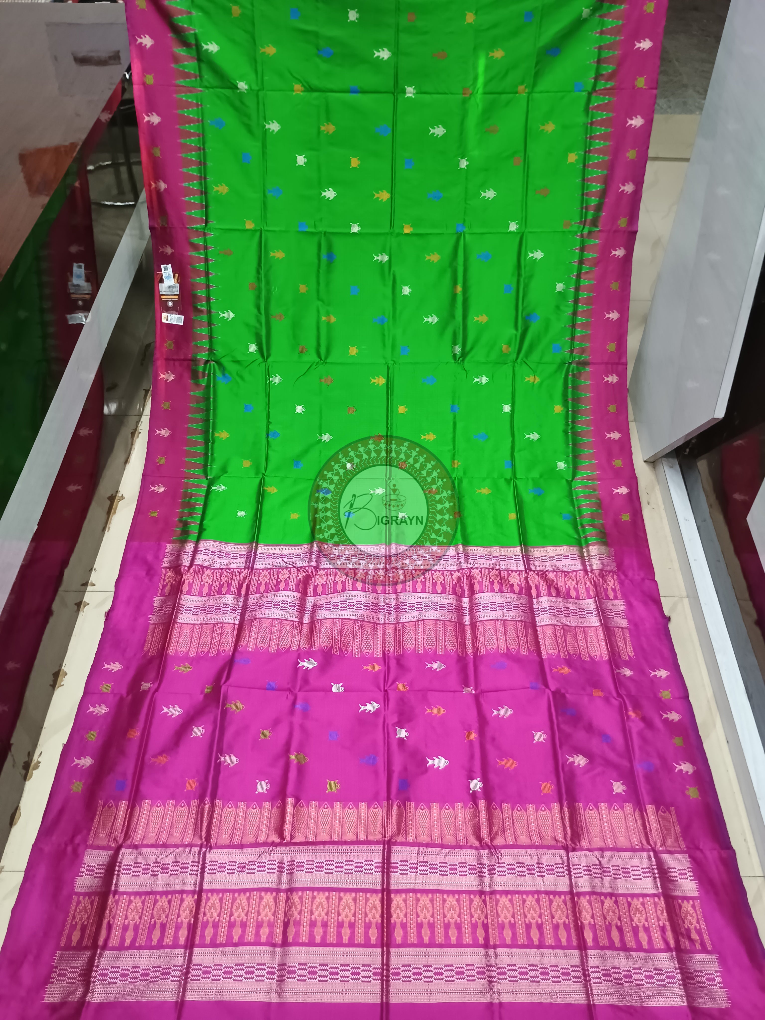Green Magenta Mastya Kachhap Bomkai Silk Saree