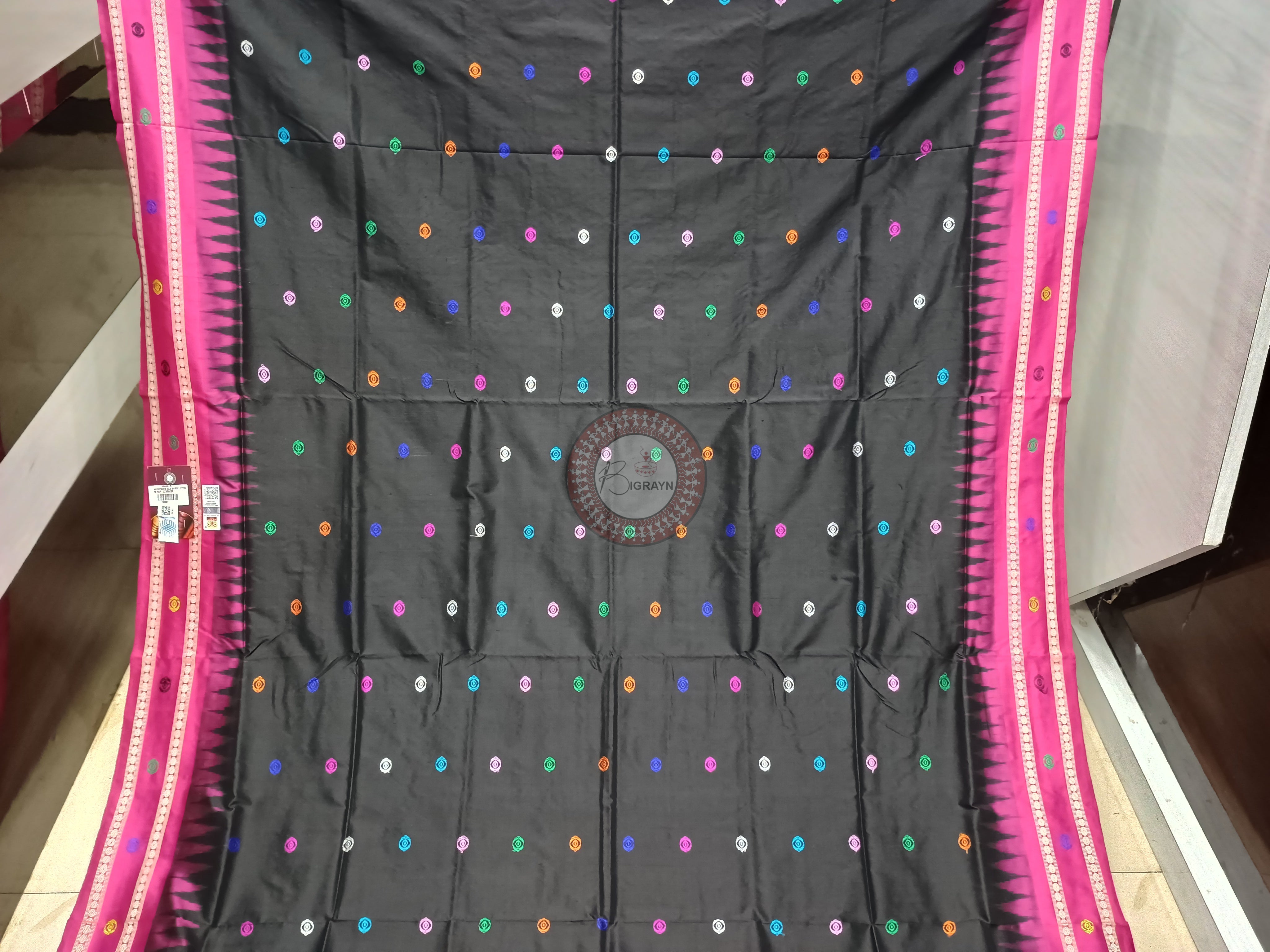 Black Magenta Neela Chakra Sambalpuri Silk Saree