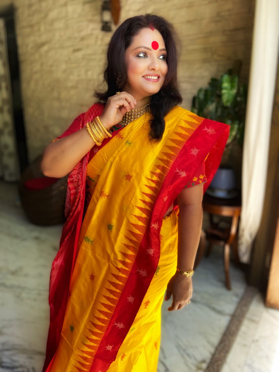 "Yellow Red Matsya Kachhap Bomkai Silk Saree: Timeless Elegance and Vibrant Hues"