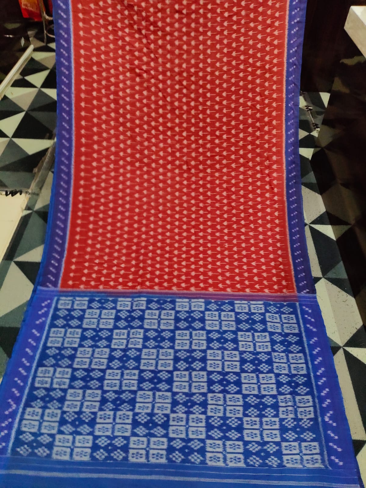 Maroon Blue Mashroom Design Khandua Cotton Saree