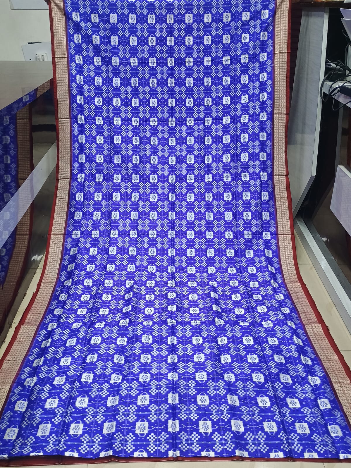 Blue Maroon Mini Pasapali With Flower Design Sambalpuri Silk Saree
