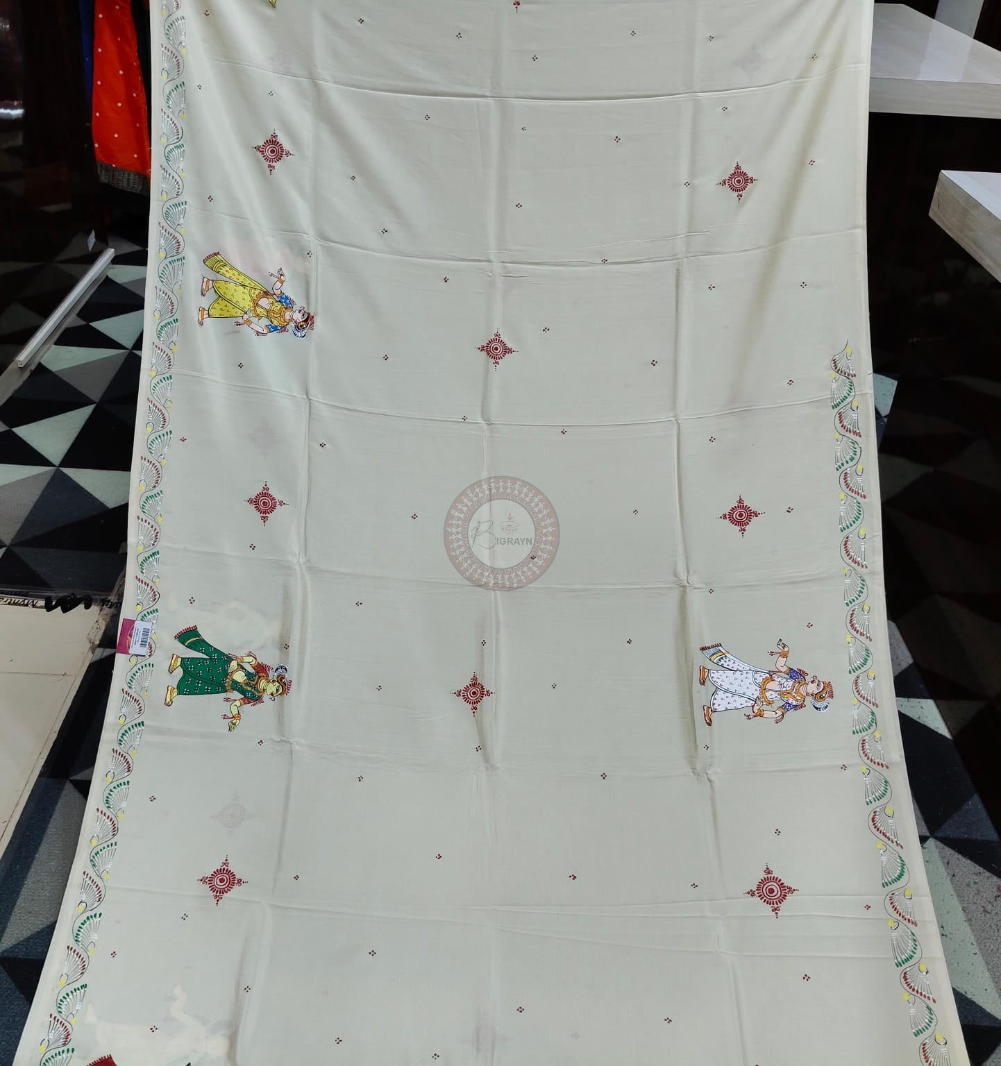Off White Radha Krishna Rasa Theme Pattachitra Khadi Silk Saree