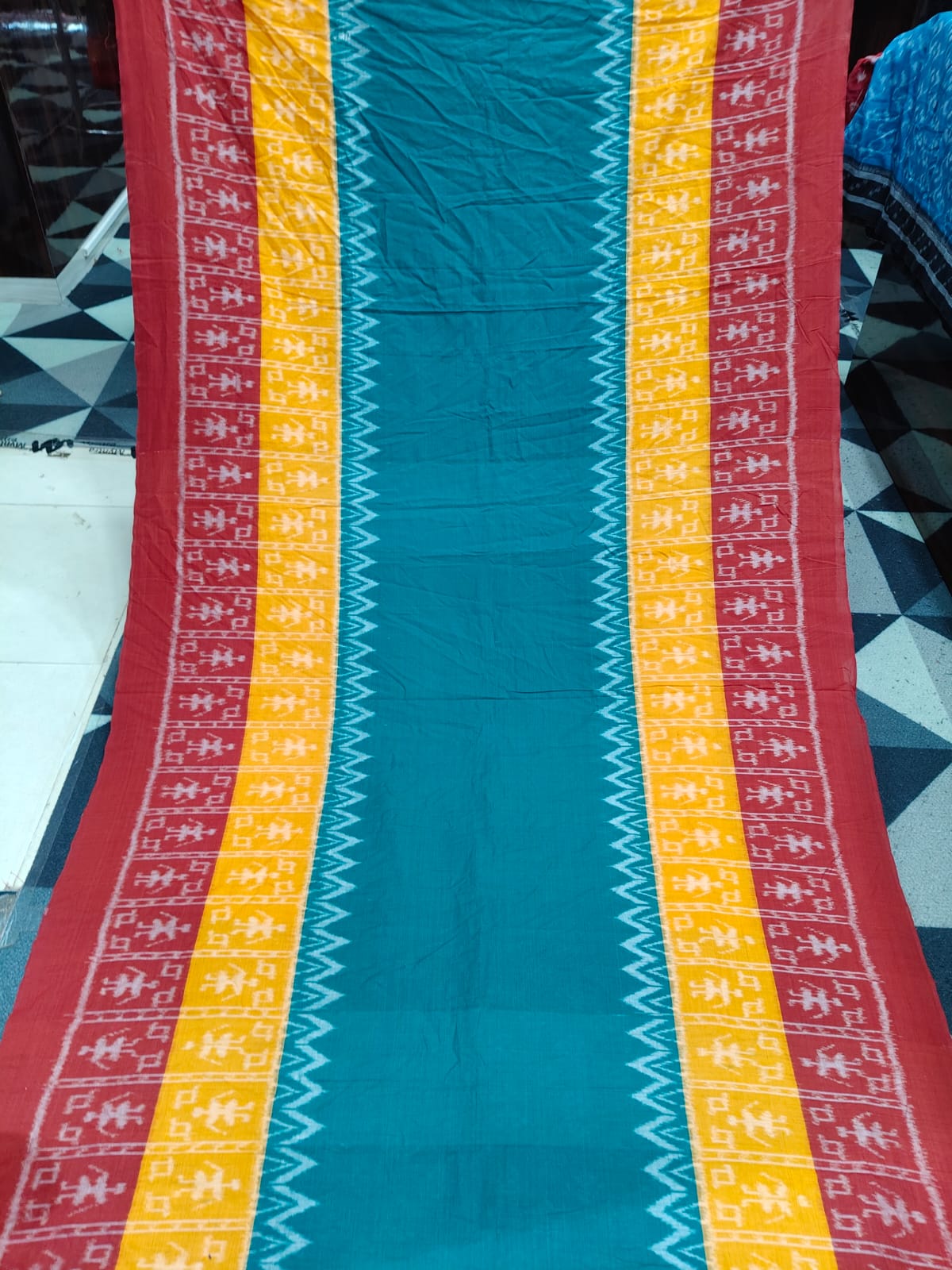 Rama Green Yellow Red Scot Tribal  Design Khandua Cotton Saree