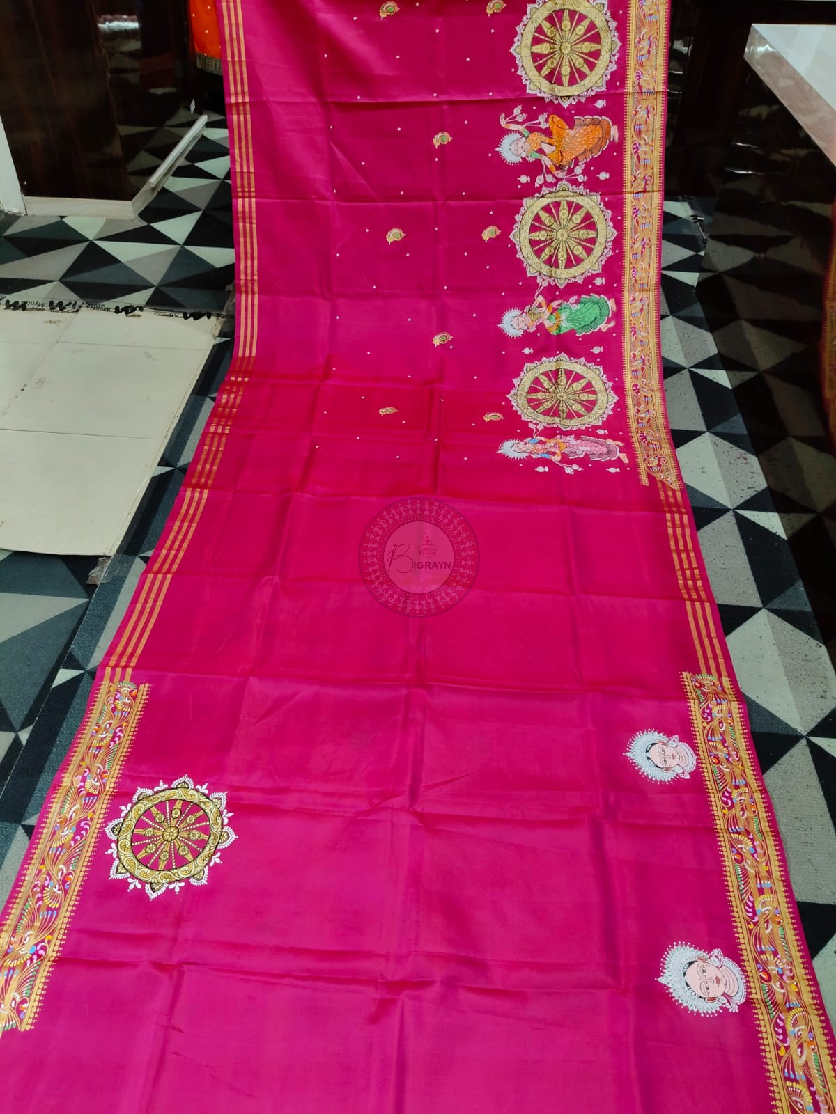 Rani Pink Full Body Konark Wheel and Odissi Dancer Pattachitra Kanjeeveram Silk Saree