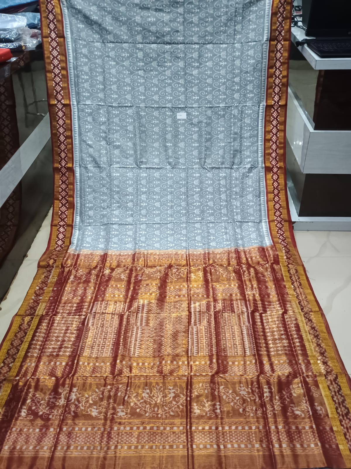 Grey Maroon Full Body Lotus & Border Pasapali Design Half Tissue Sambalpuri Silk Saree