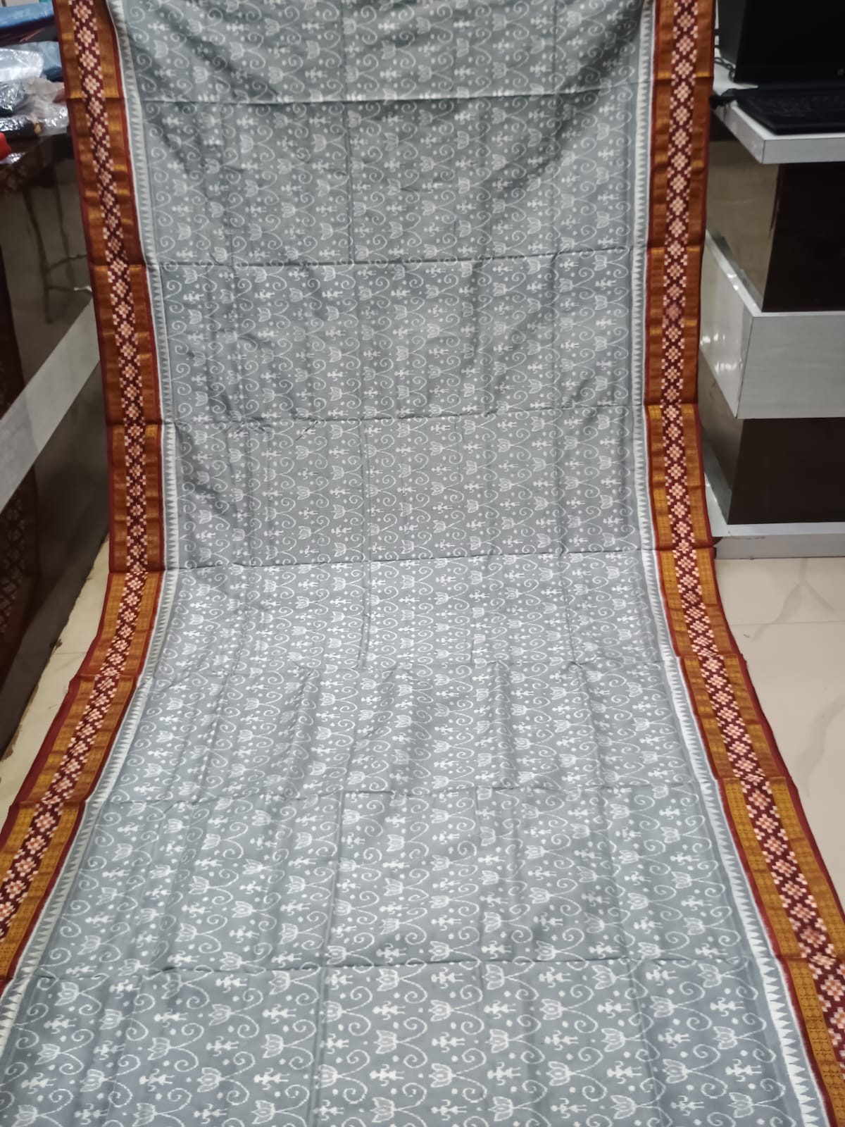 Grey Maroon Full Body Lotus & Border Pasapali Design Half Tissue Sambalpuri Silk Saree