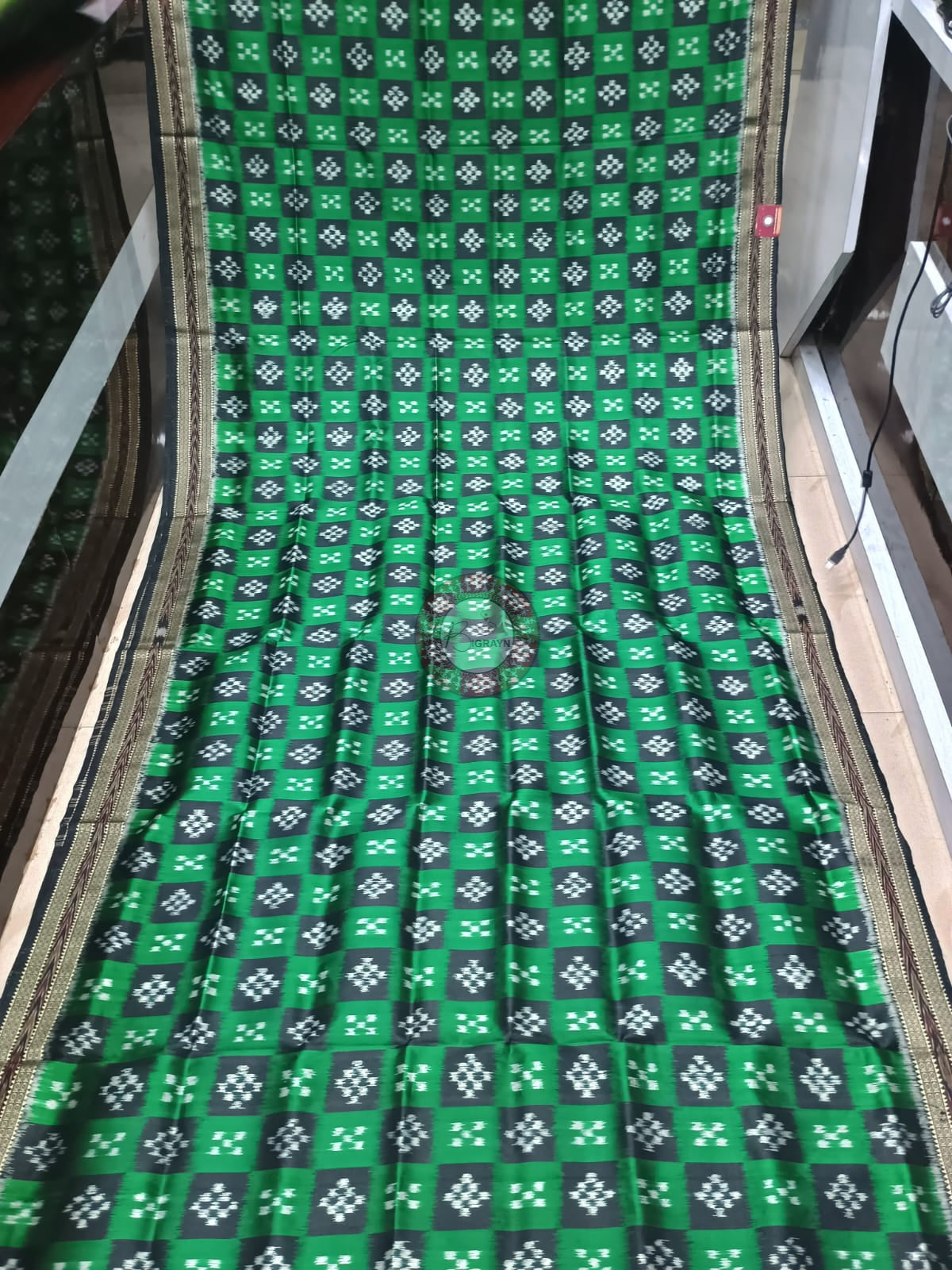 Green Black Pasapali Design Khandua Silk Saree