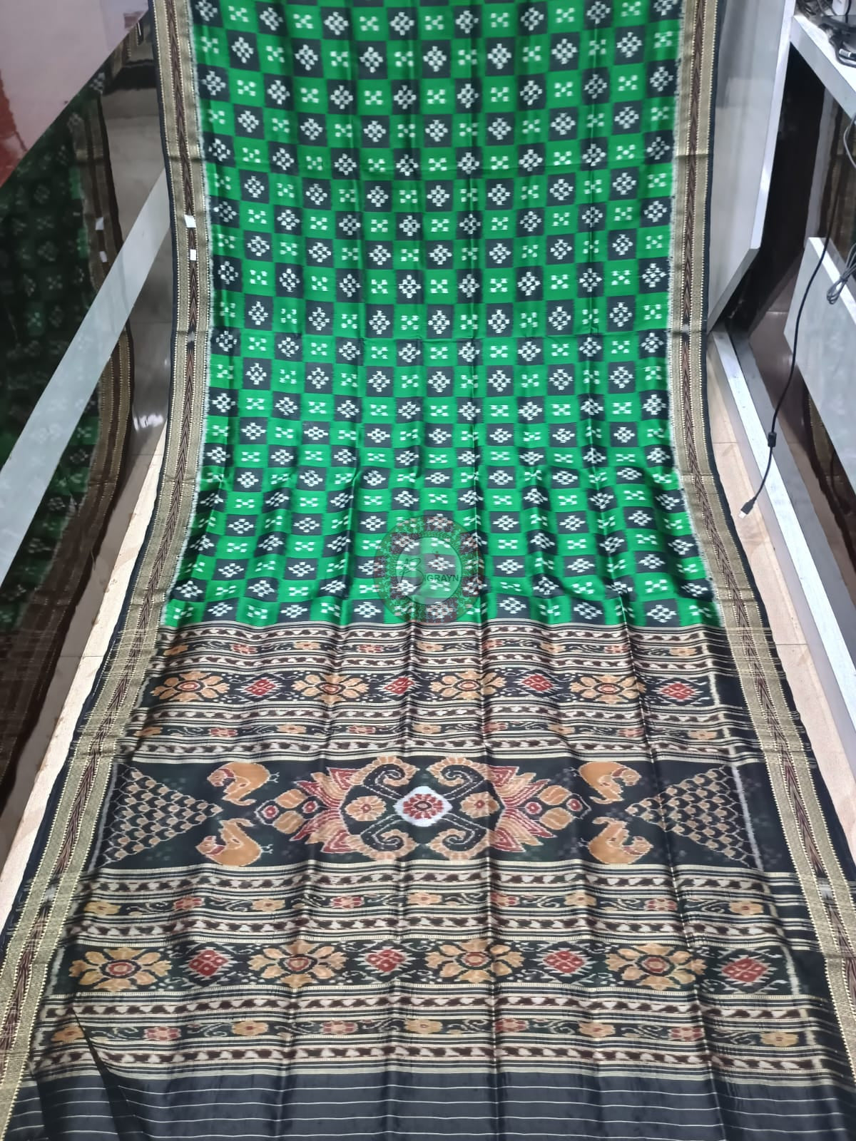 Green Black Pasapali Design Khandua Silk Saree