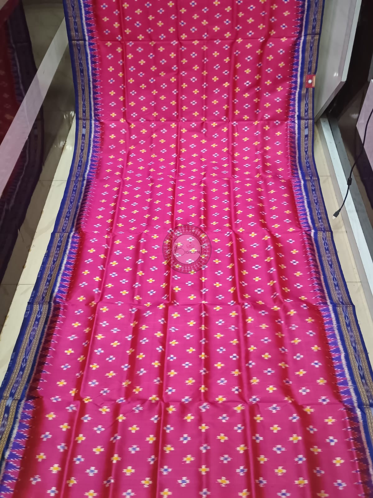 Pink Blue Cross Pasapali Design Khandua Silk Saree