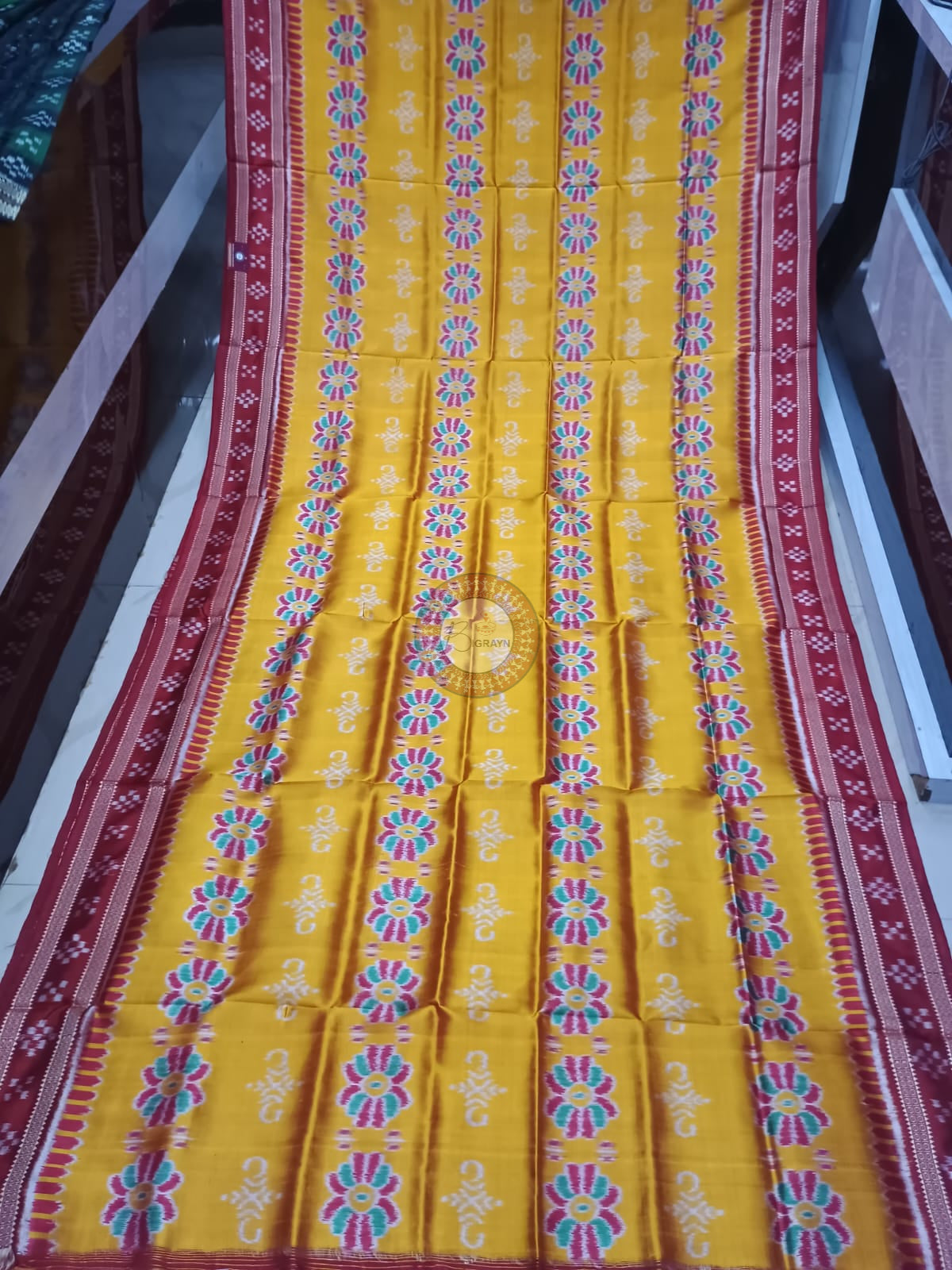 Yellow Maroon Flower With Pasapali Design Khandua Silk Saree