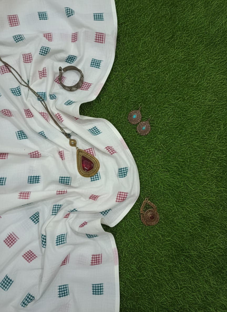 White Mini Pasapali Design Sambalpuri Fabrics