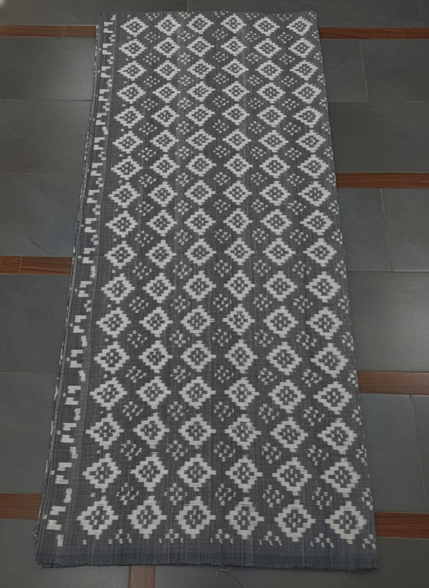 Light Grey White Pasapali Design Sambalpuri Fabrics