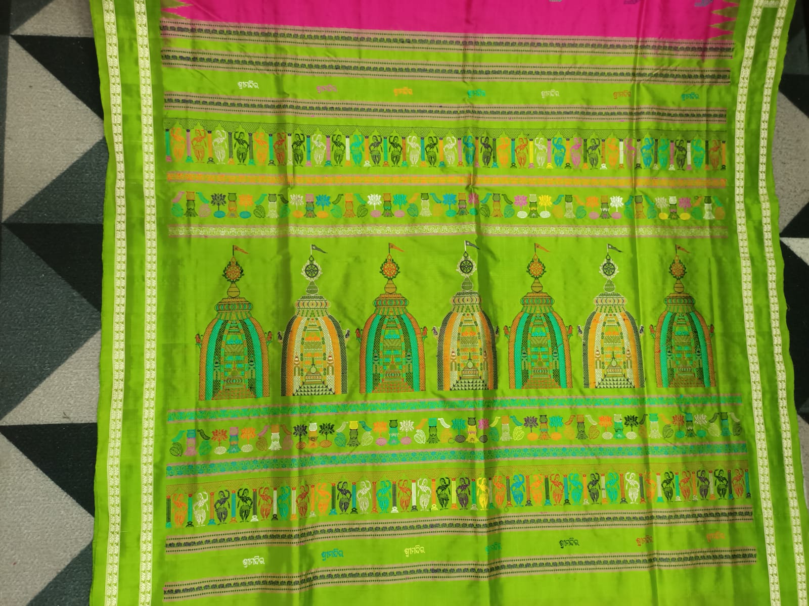 Magenta Parrot Green Sri Mandir Sambalpuri Silk Saree