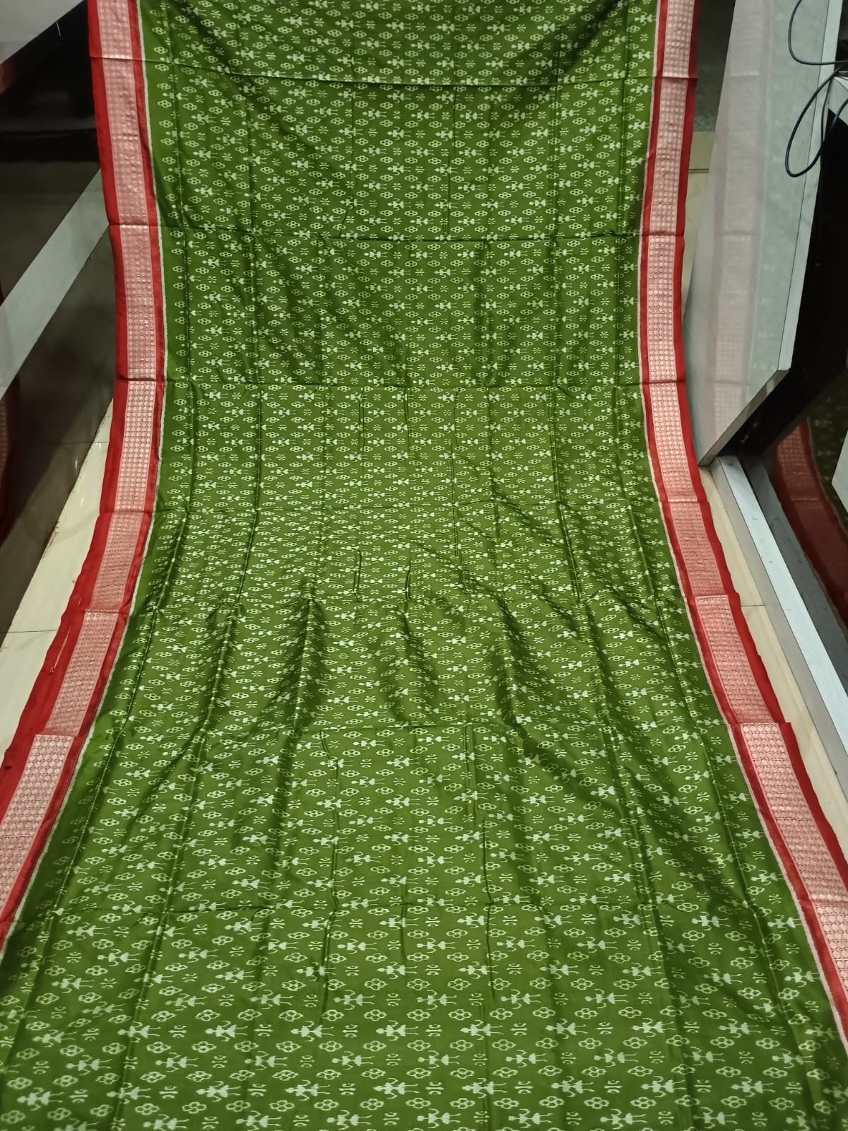 Mehendi Green Red Tribal & Flower Design Sambalpuri Silk Saree