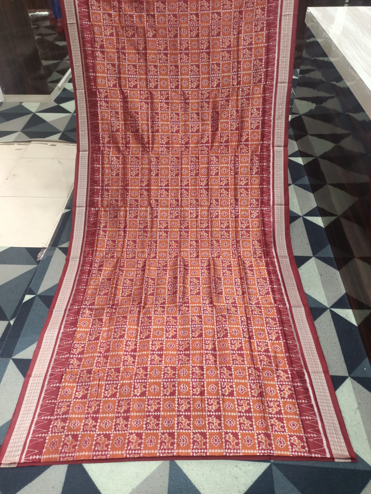 Mustard Maroon Small Box Animal Sambalpuri Silk Saree