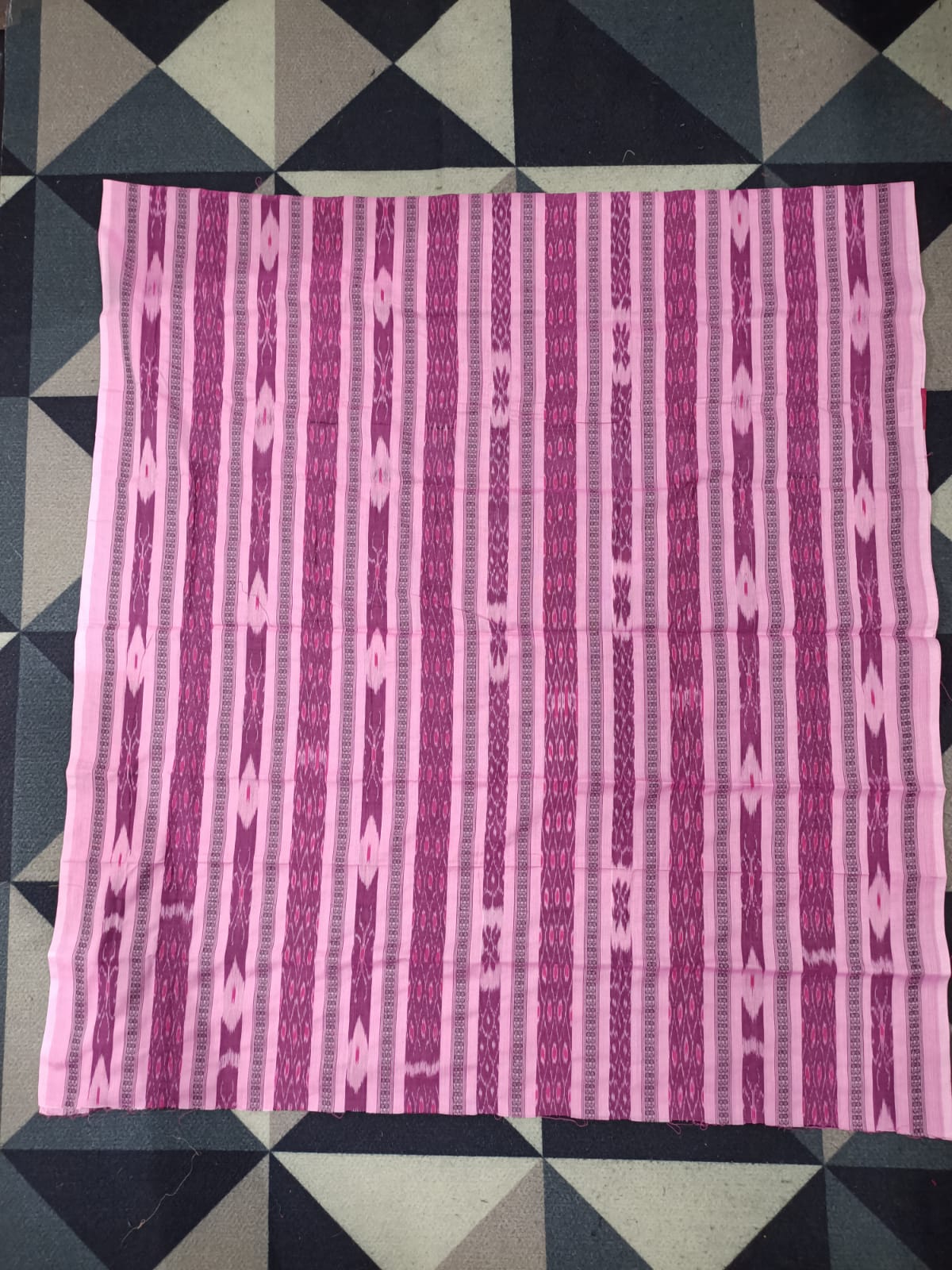 Magenta Light Pink Ikat Disign Handwoven Odisha Ikat Unstitched Dress Material Set (Top 2.5m, Dupatt2.5m, Bottom 2m)