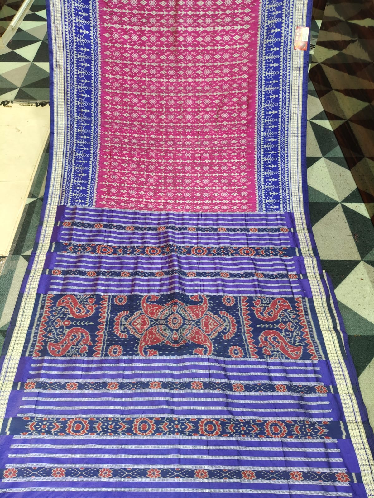 Magenta Blue Tribal Pasapali Odisha Handloom Sambalpuri Silk Saree