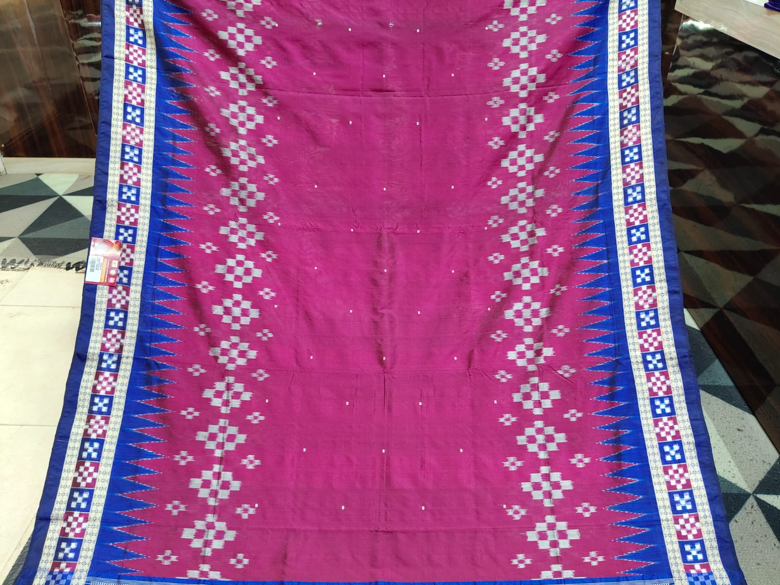 Magenta Blue Scot Pasapali & Border Pasapali Odisha Handloom Sambalpuri Silk Saree