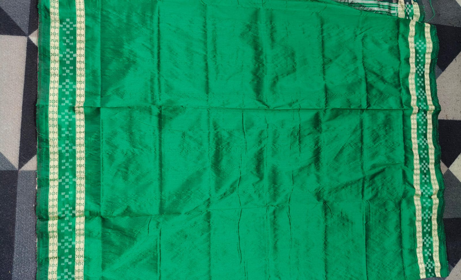 Maroon Green Sakta Border Odisha Handloom Bomkai Silk Saree