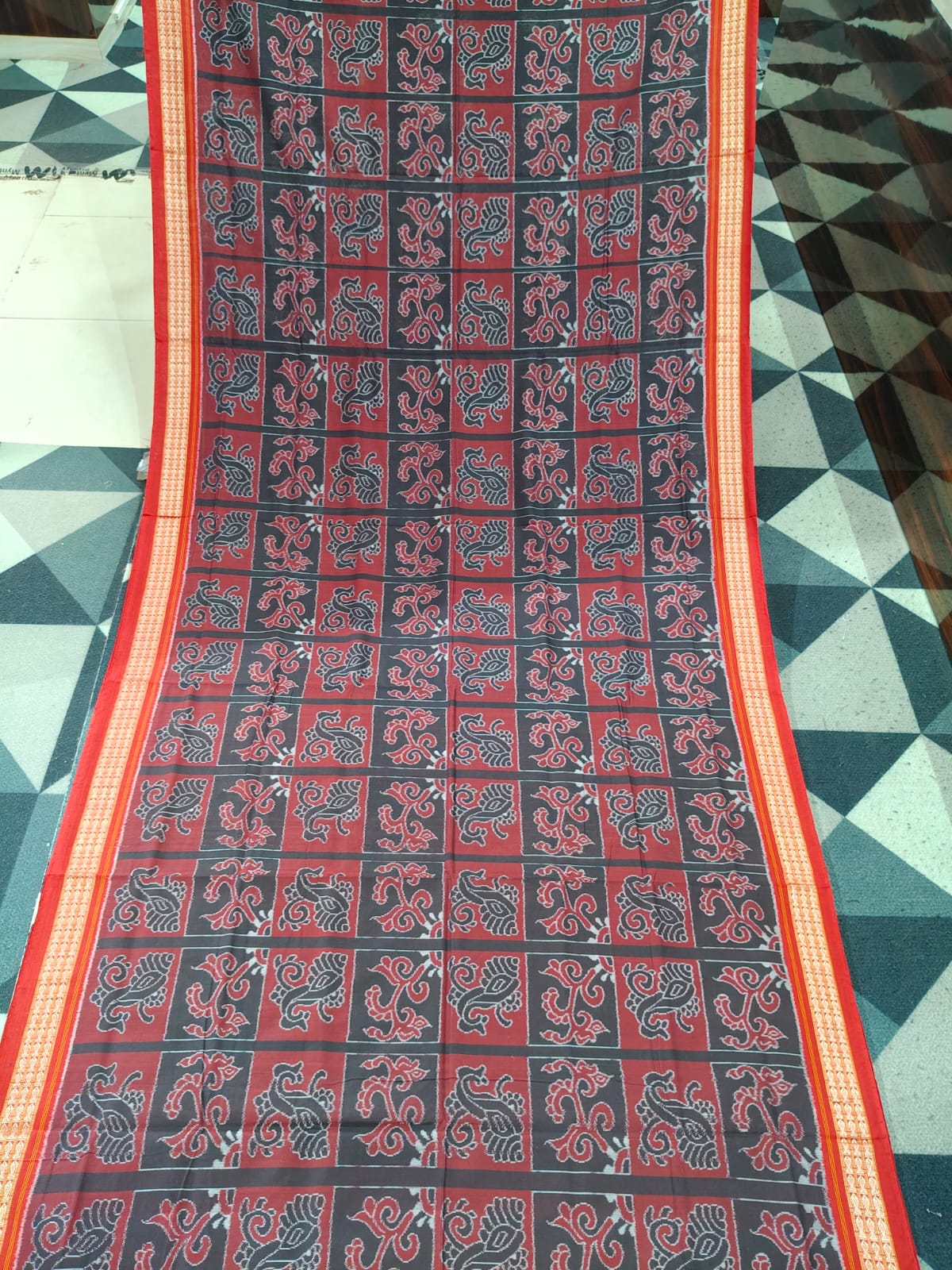 Black Maroon Red Sankha Lata Design  Sambalpuri Cotton Saree