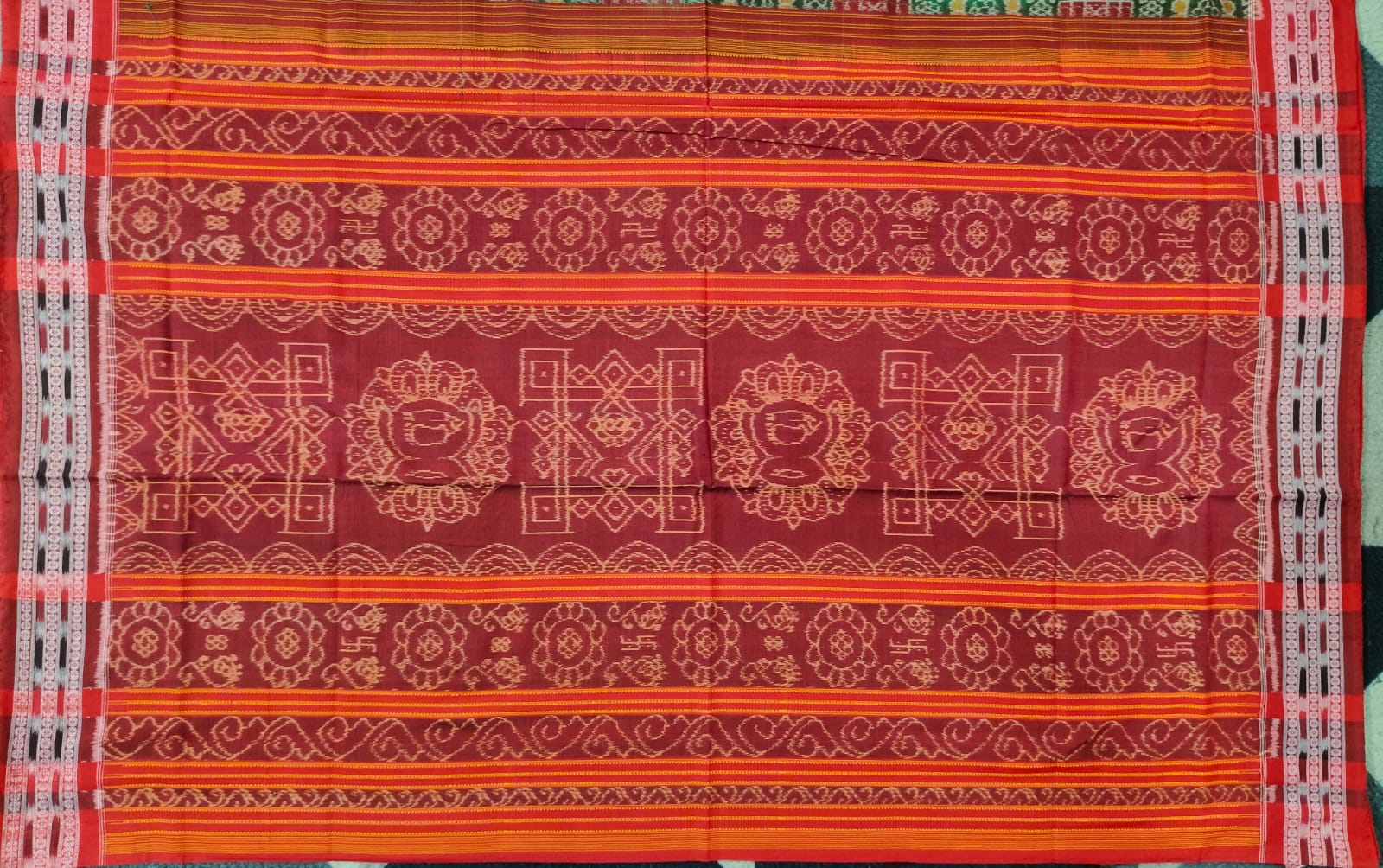 Green Red Flower Design Laxmi Yantra Anchal Sambalpuri Cotton Saree