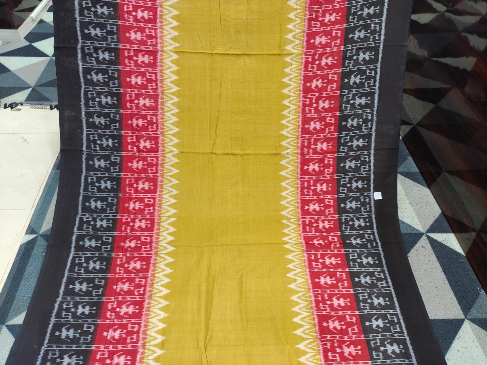 Mehendi Black Red Scot Tribal Design Khandua Cotton Saree