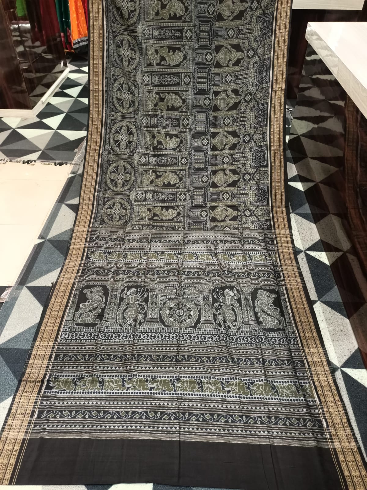 Black Mehendi Green Konark Chakra & Dancer Design Sambalpuri Cotton Saree