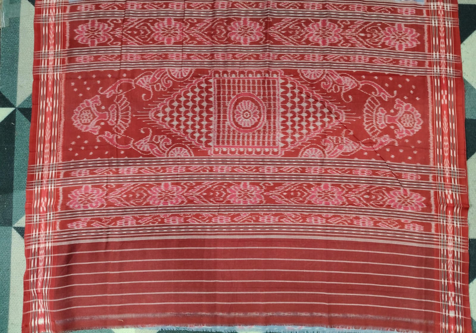 Grey Red Tree Design Khandua Cotton Saree