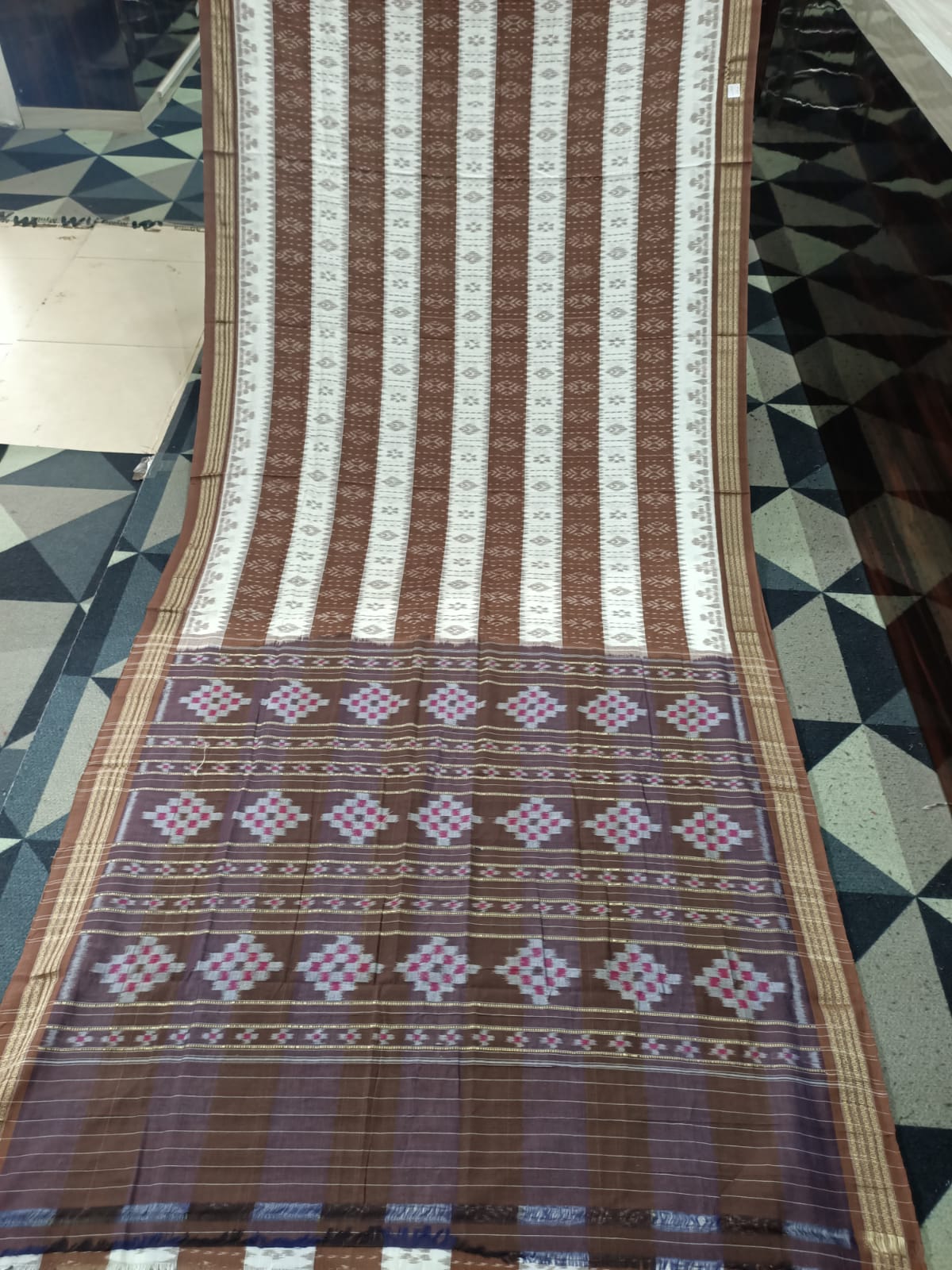 White Brown Ekat Design Khandua Cotton Saree