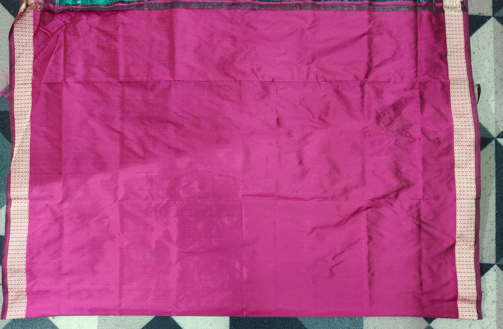 Sea Green Magenta Flower Sambalpuri Semi Silk Saree