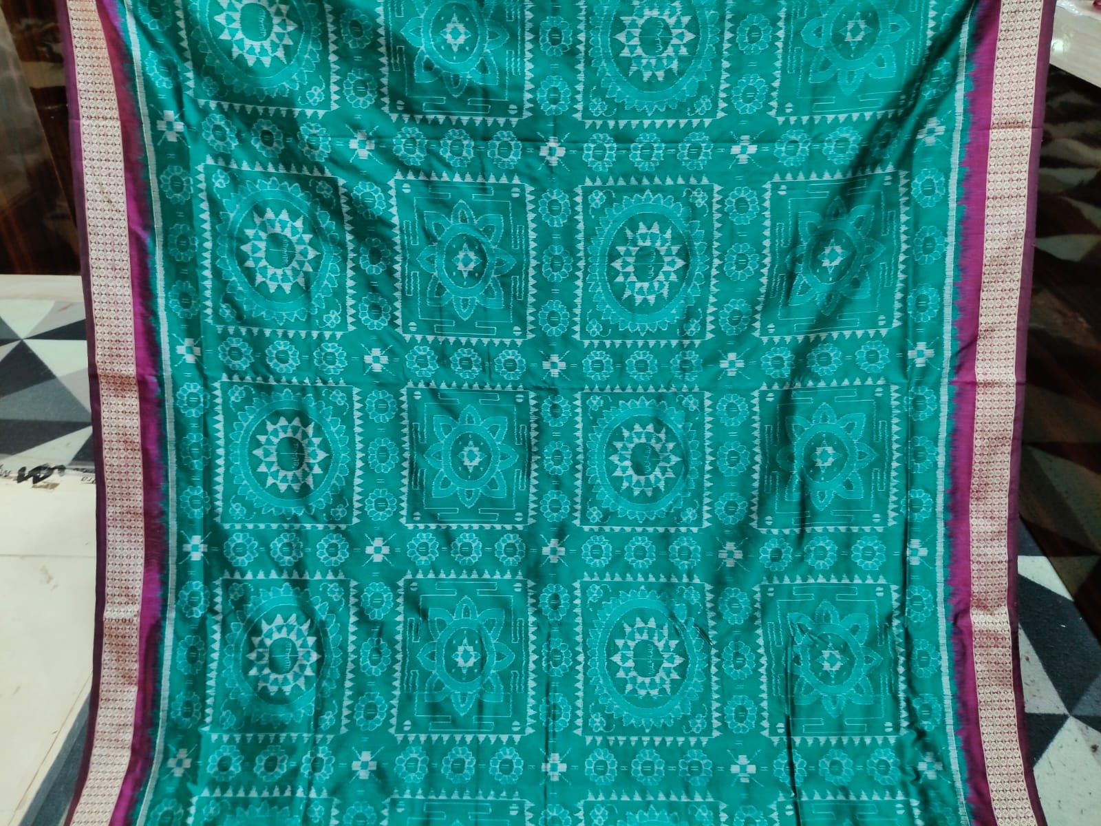 Sea Green Magenta Flower Sambalpuri Semi Silk Saree