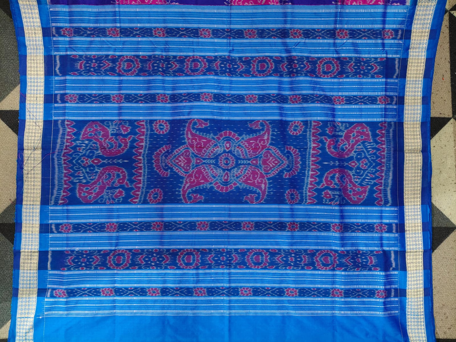 Navy Blue Copper Sulphate Magenta Odishi Face Sambalpuri Semi Silk Saree