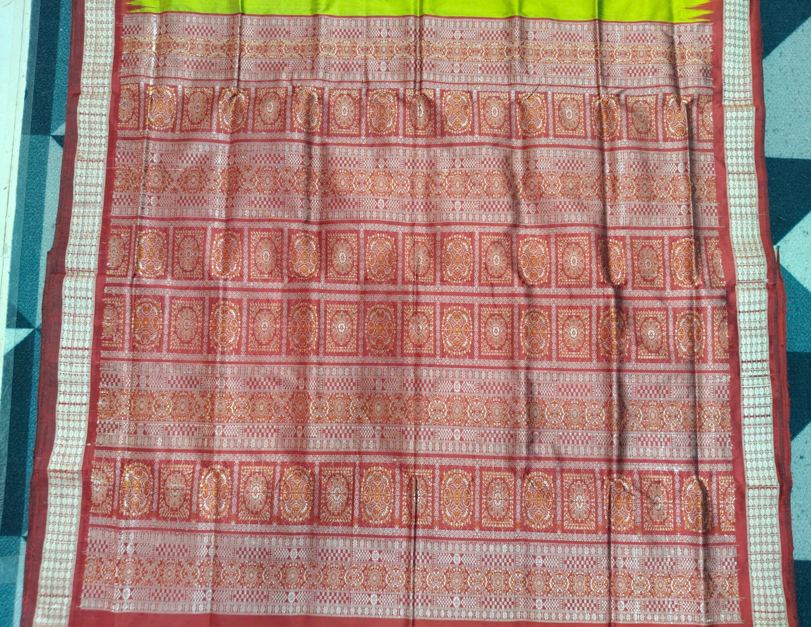 Neon Green Maroon Mini Buti  Bomkai Silk Saree