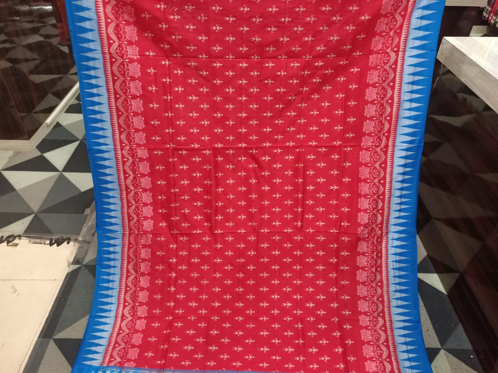 Red Copper Sulphate Tribal Design Sambalpuri Silk Saree