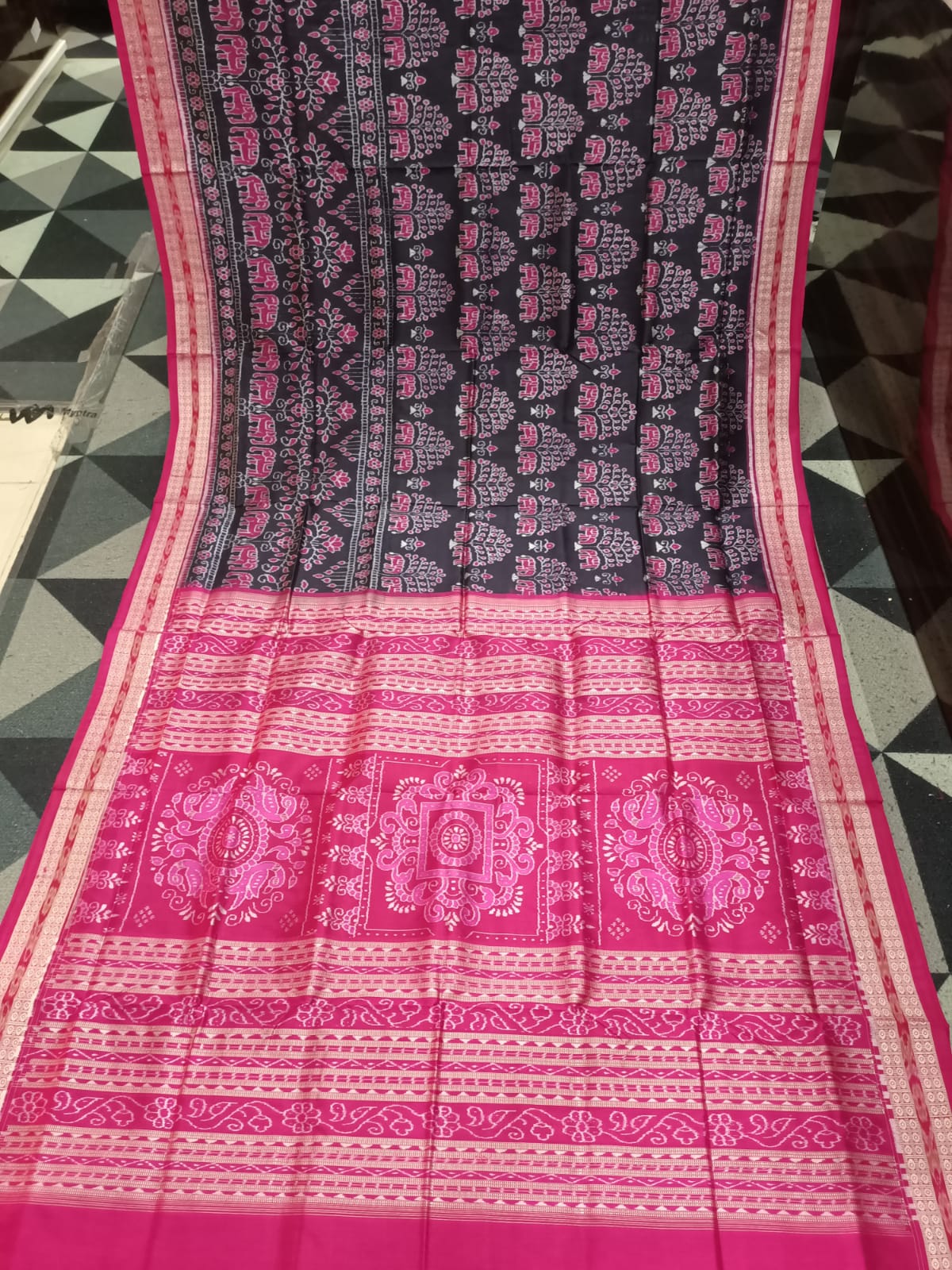 Navy Blue Magenta Tree & Elephant Design Sambalpuri Silk Saree