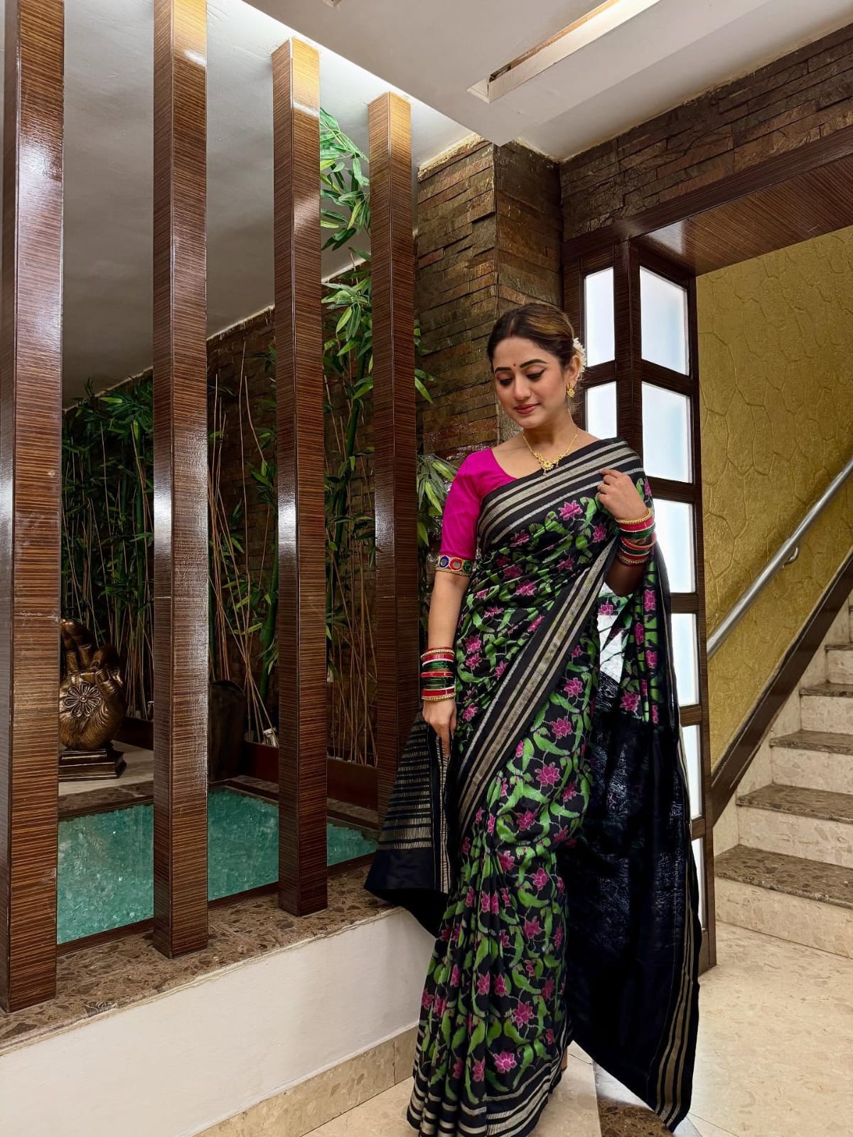 Black Dual Parrot & Lotus Design Sambalpuri Silk Saree